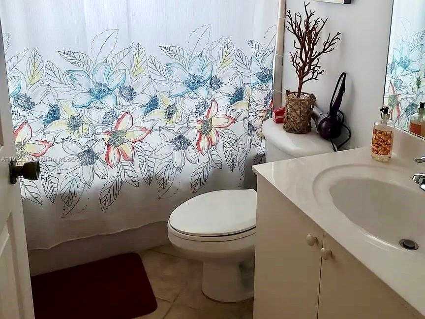 Small Image of 2048 NORTH EAST 35TH AVE, Homestead Number 16