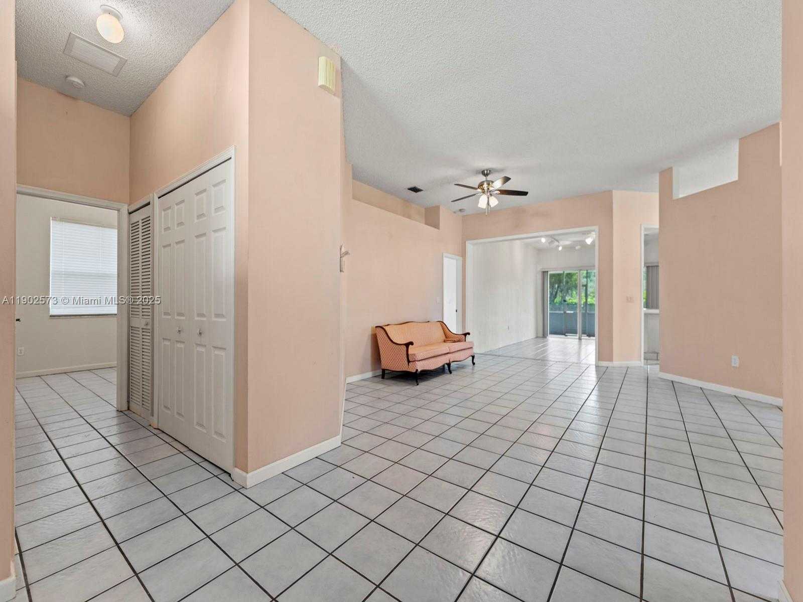 Small Image of 760 SOUTH EAST 23RD LN, Homestead Number 2