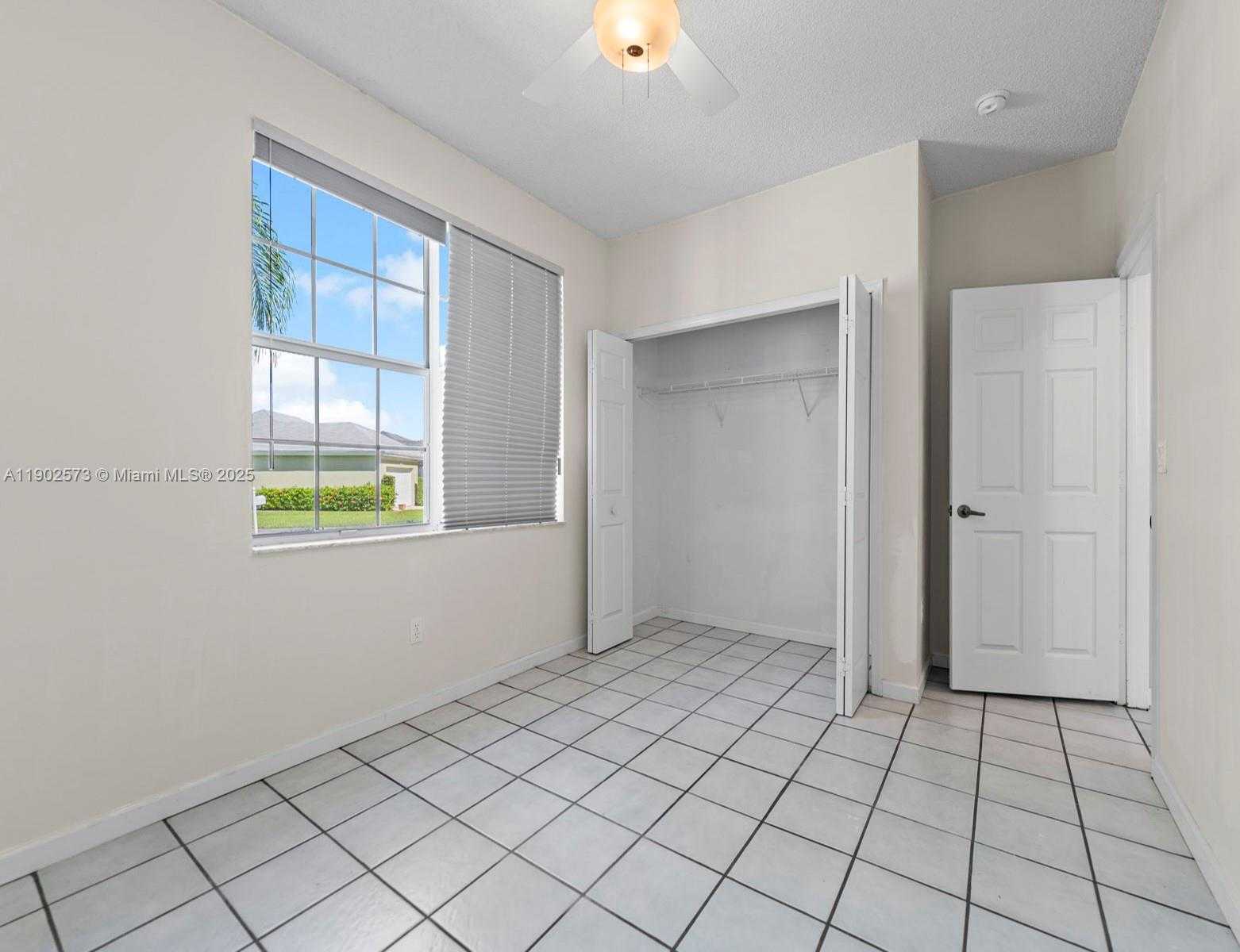 Small Image of 760 SOUTH EAST 23RD LN, Homestead Number 25