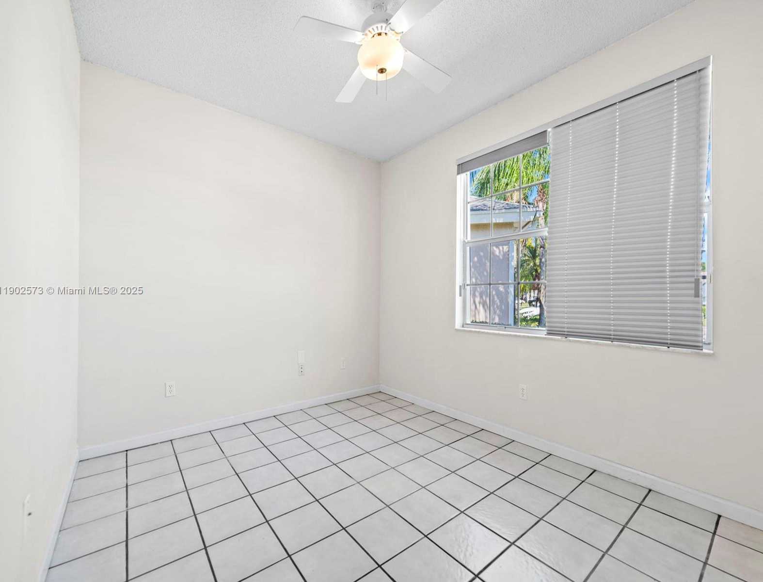 Small Image of 760 SOUTH EAST 23RD LN, Homestead Number 26