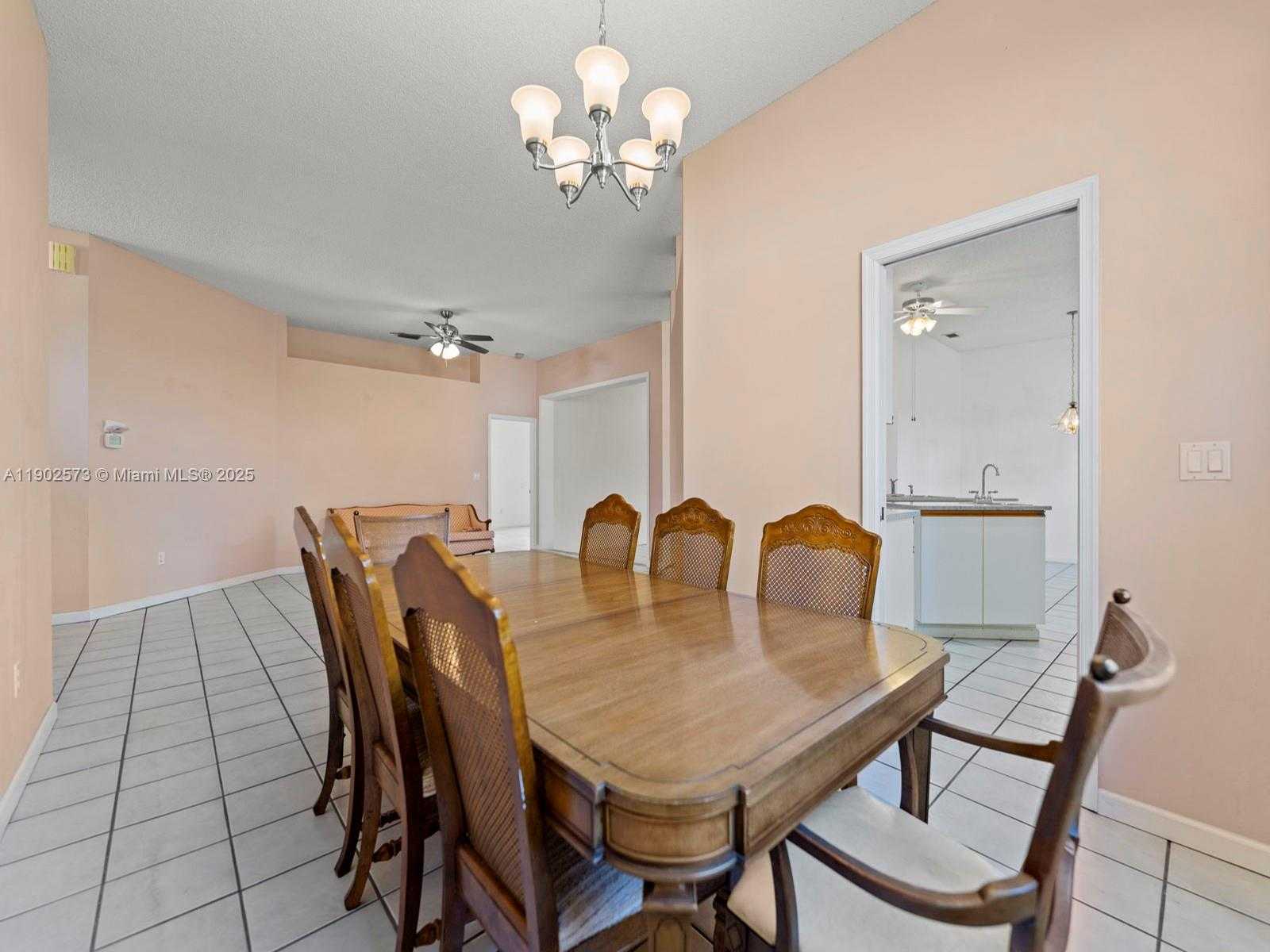Small Image of 760 SOUTH EAST 23RD LN, Homestead Number 6