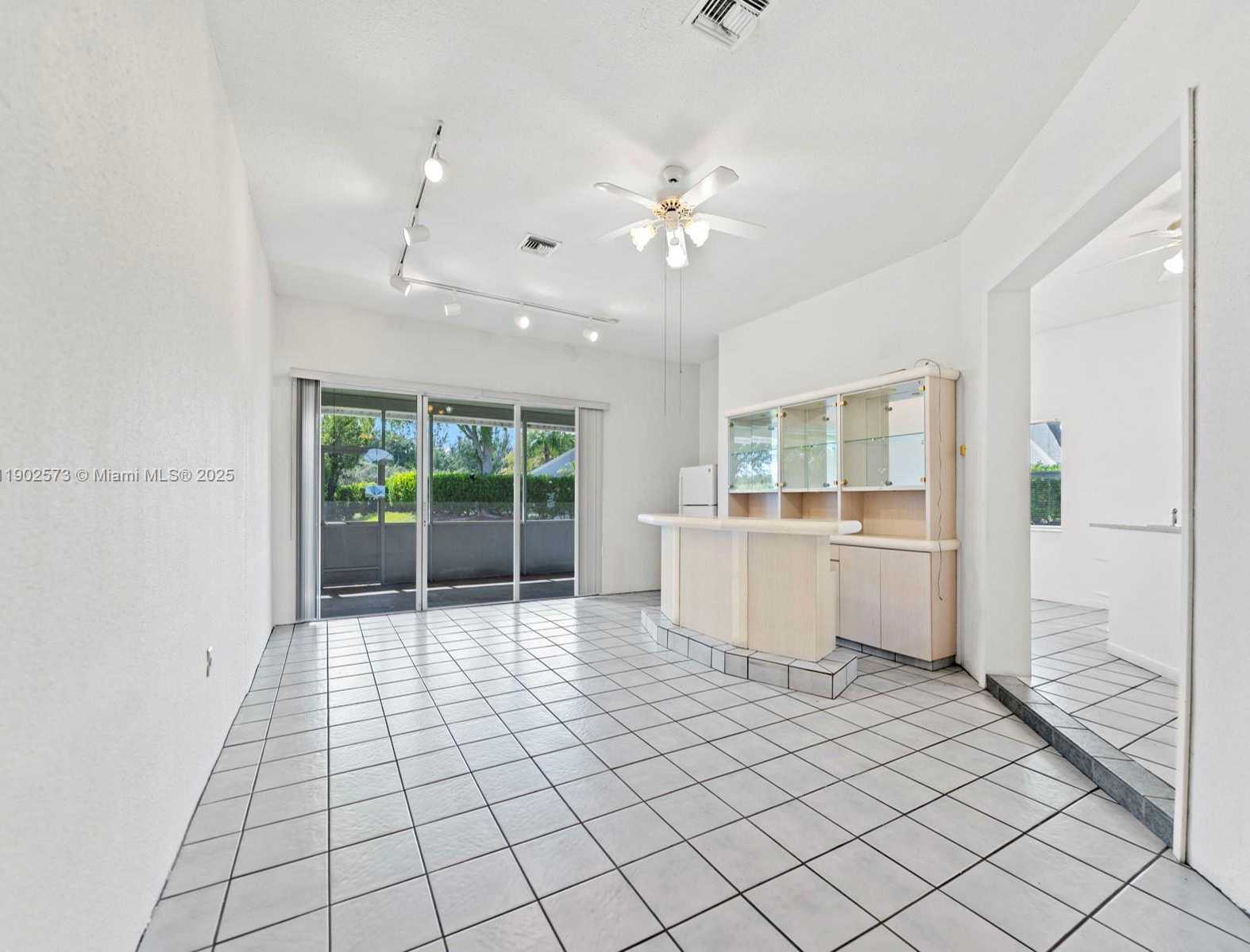 Small Image of 760 SOUTH EAST 23RD LN, Homestead Number 7