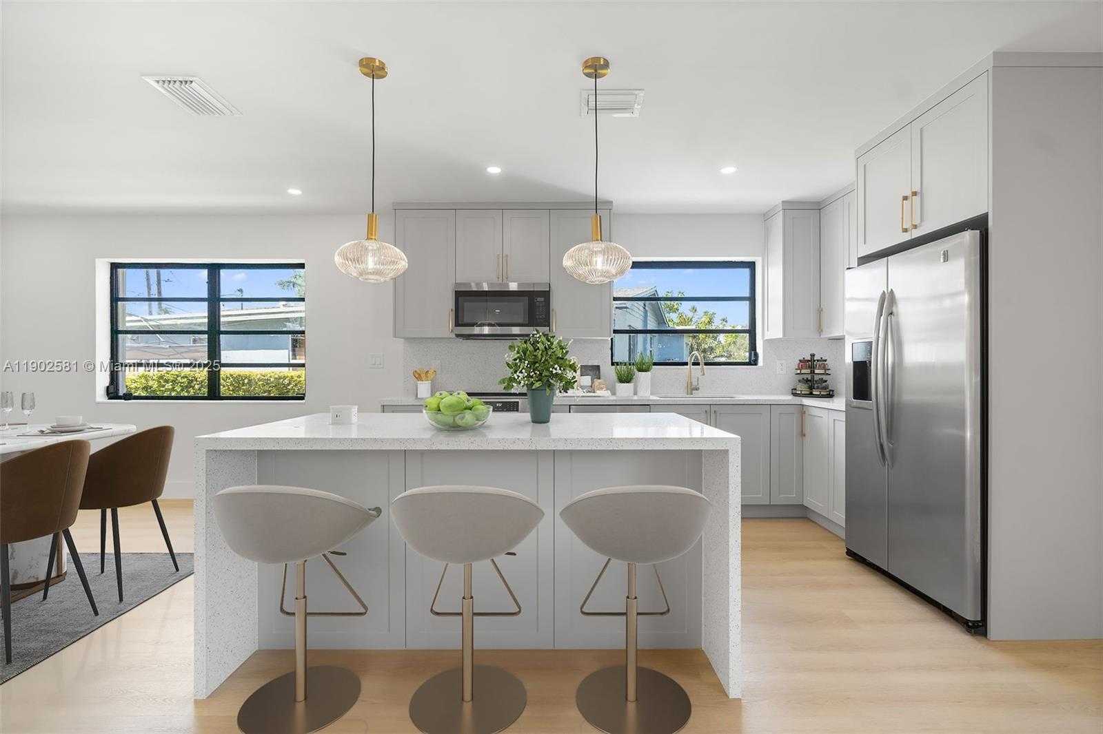 Small Image of 9600 CUTLER RIDGE DR, Cutler Bay Number 13