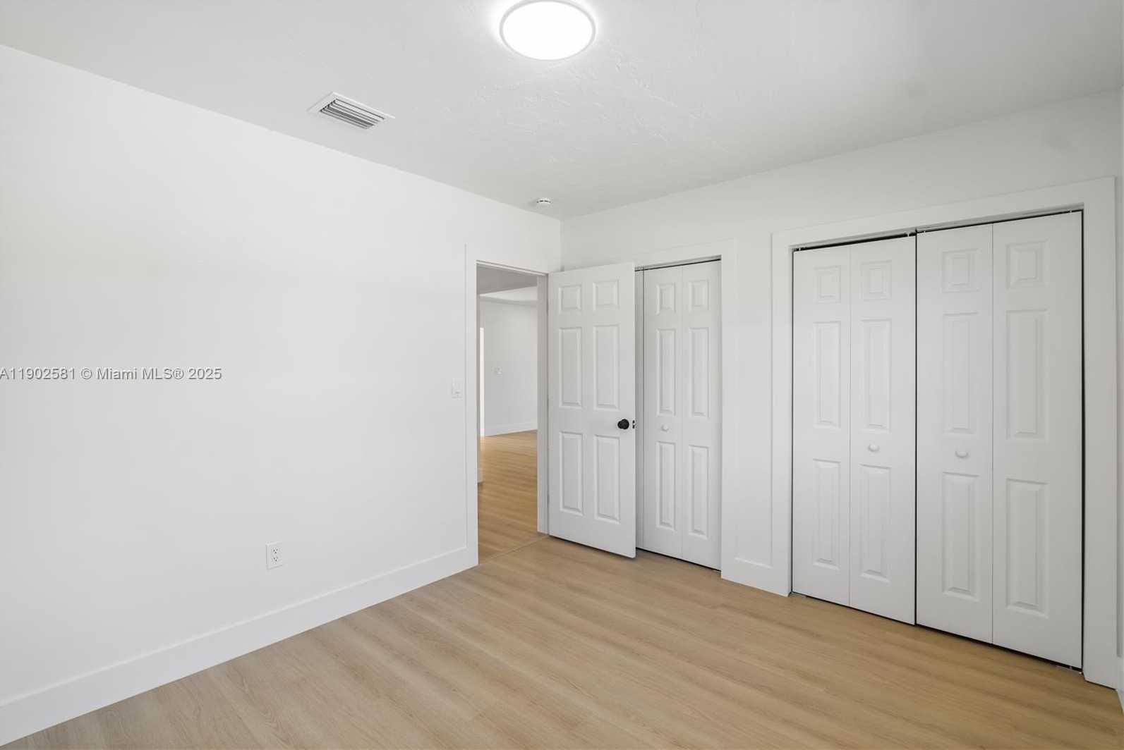 Small Image of 9600 CUTLER RIDGE DR, Cutler Bay Number 25