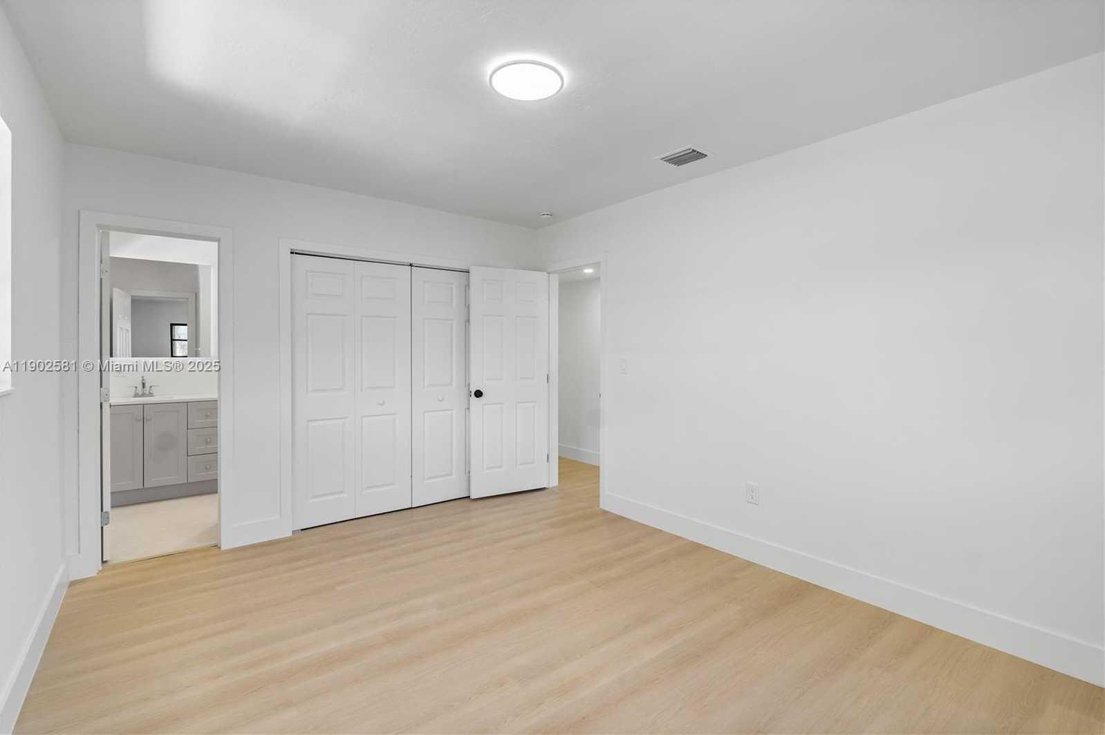 Small Image of 9600 CUTLER RIDGE DR, Cutler Bay Number 29