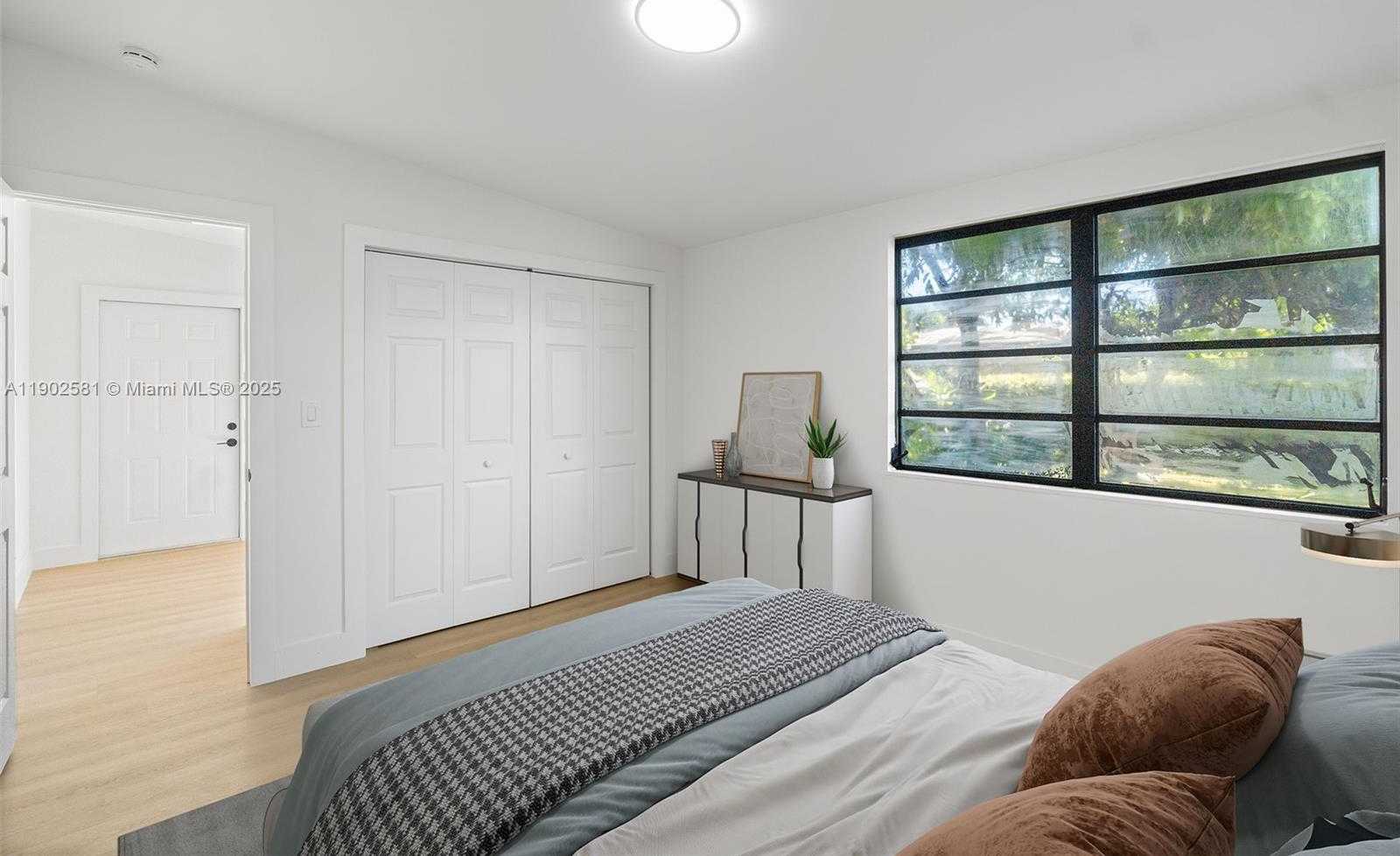 Small Image of 9600 CUTLER RIDGE DR, Cutler Bay Number 32