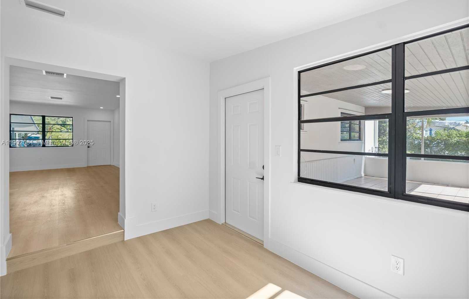 Small Image of 9600 CUTLER RIDGE DR, Cutler Bay Number 37