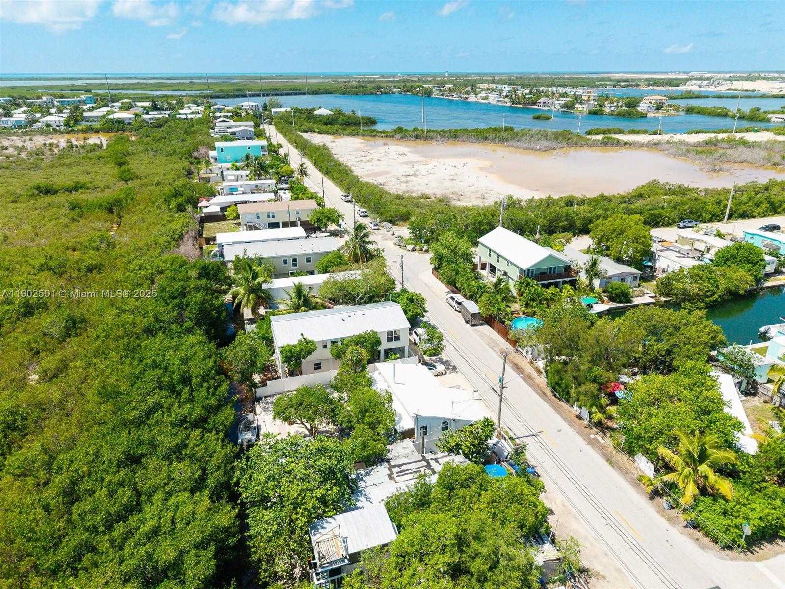 Small Image of 7 BARCELONA DR BIG COPPITT, Key West Number 91