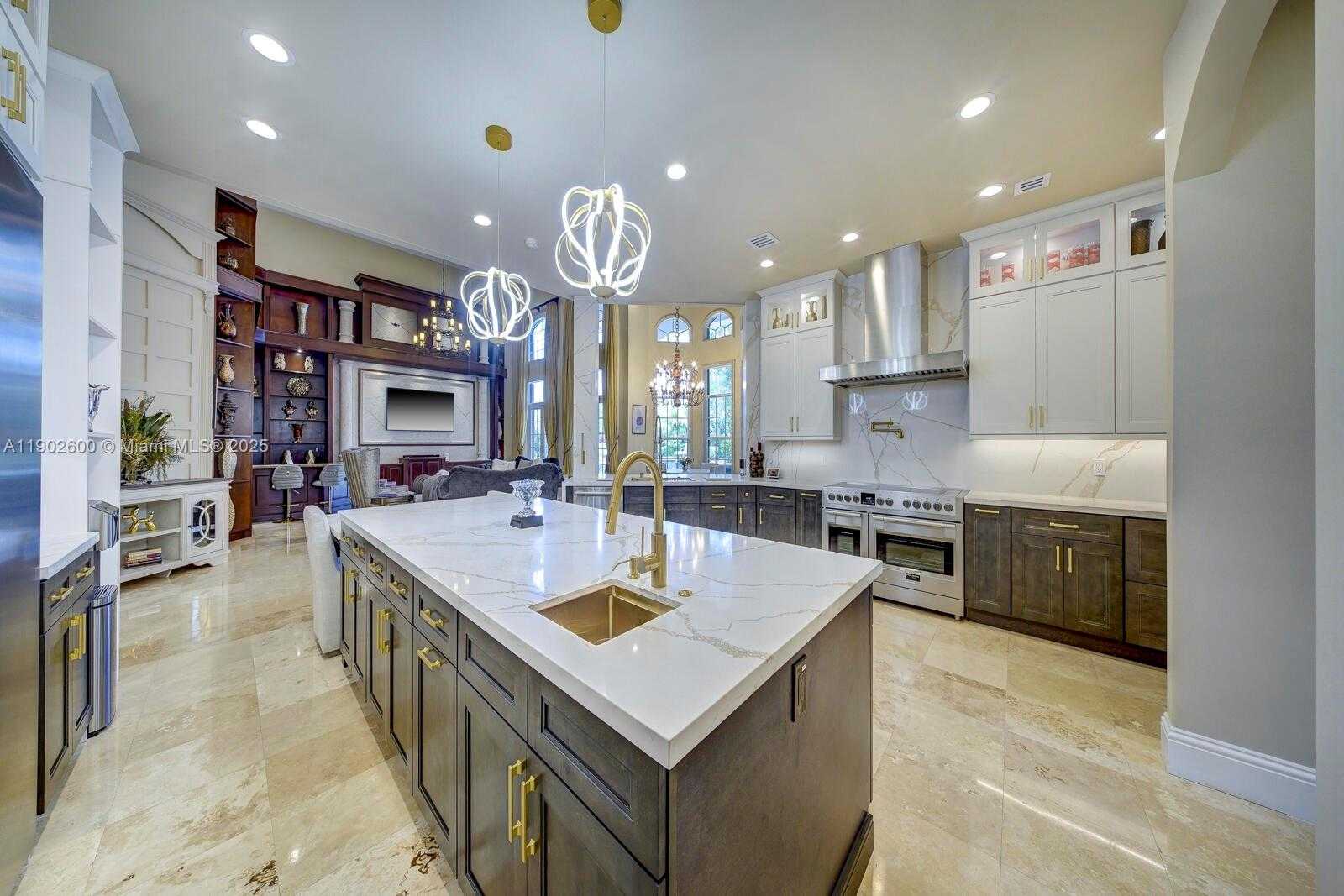 Small Image of 3828 PINE LAKE DR, Weston Number 22