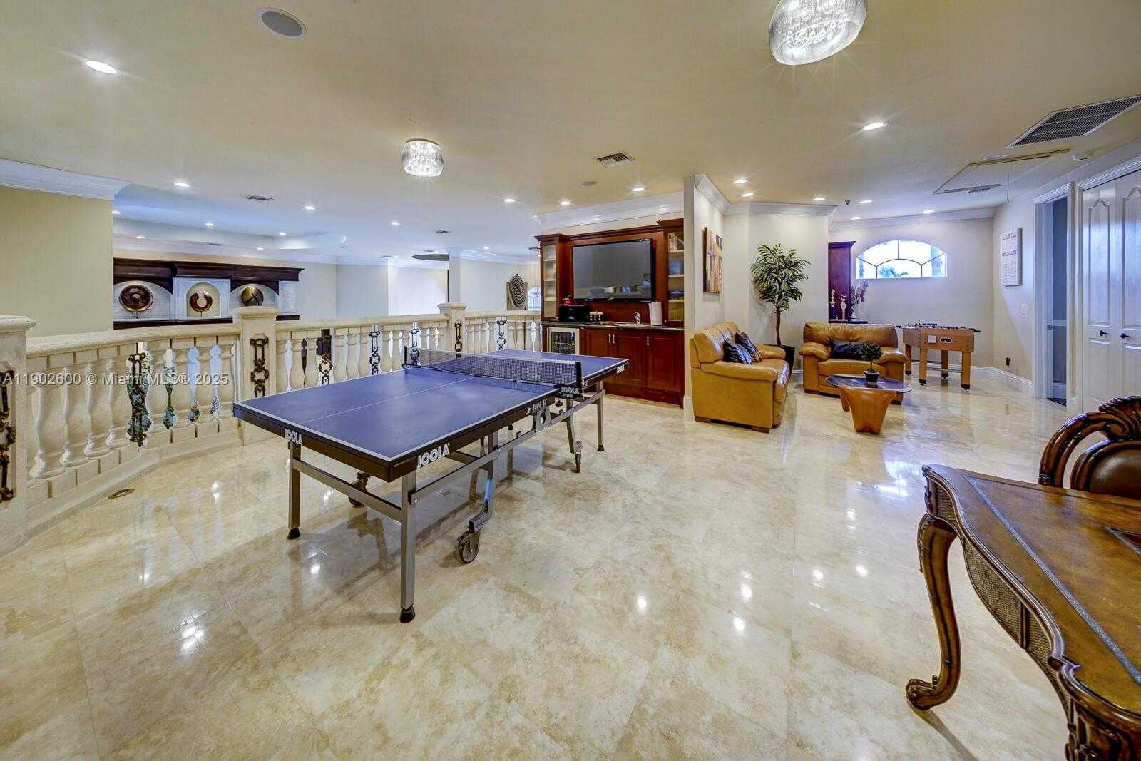 Small Image of 3828 PINE LAKE DR, Weston Number 27