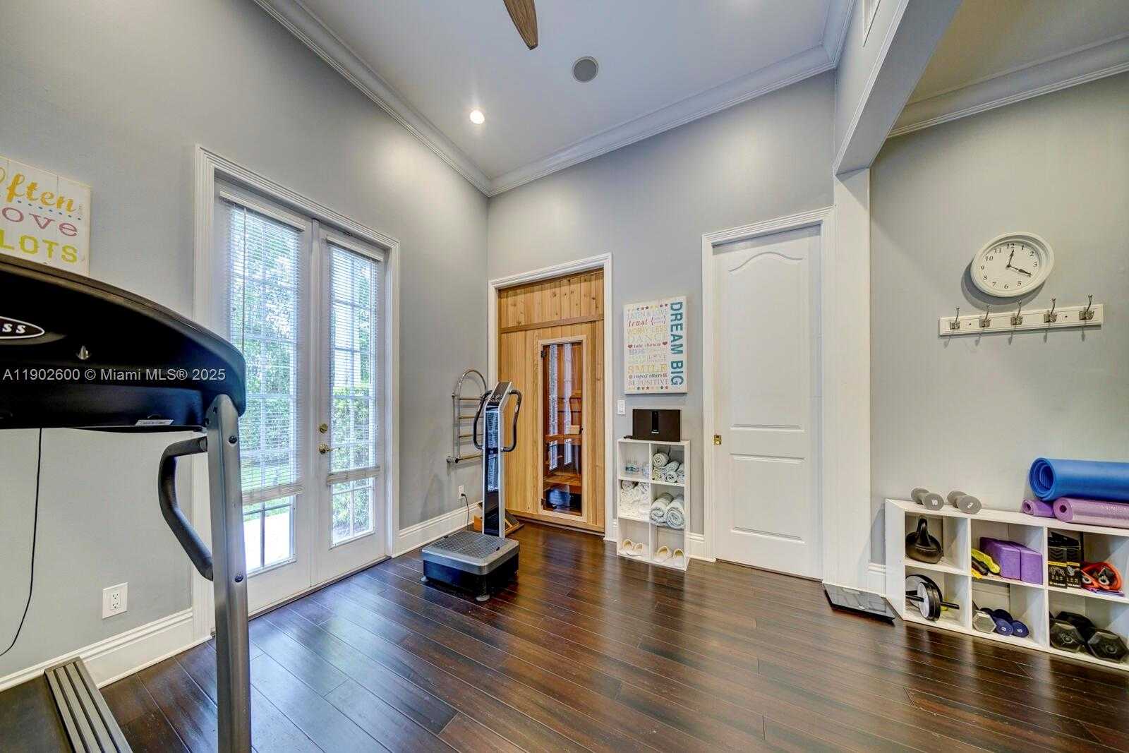 Small Image of 3828 PINE LAKE DR, Weston Number 33