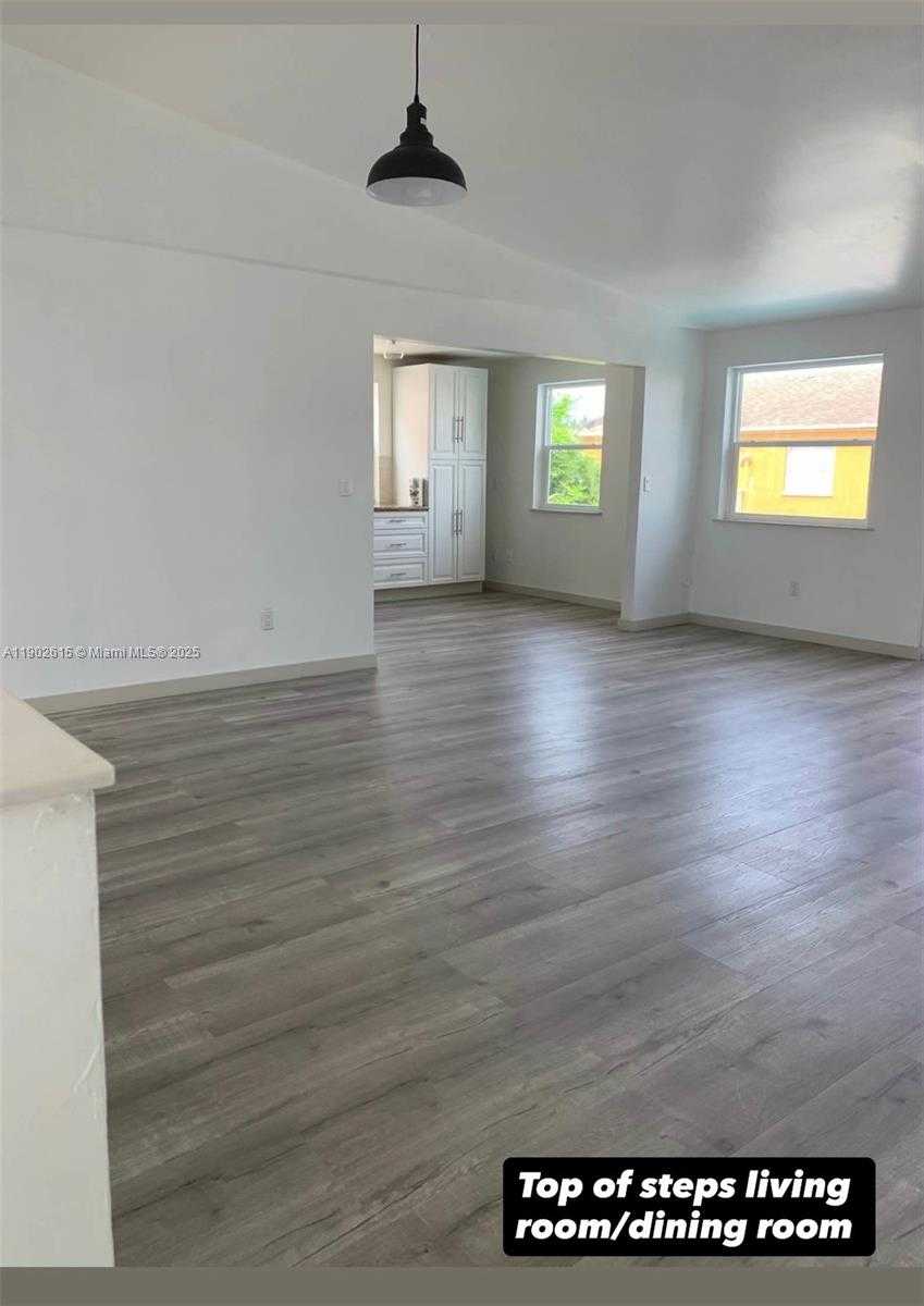 Small Image of 12121 SOUTH WEST 271ST ST, Homestead Number 12