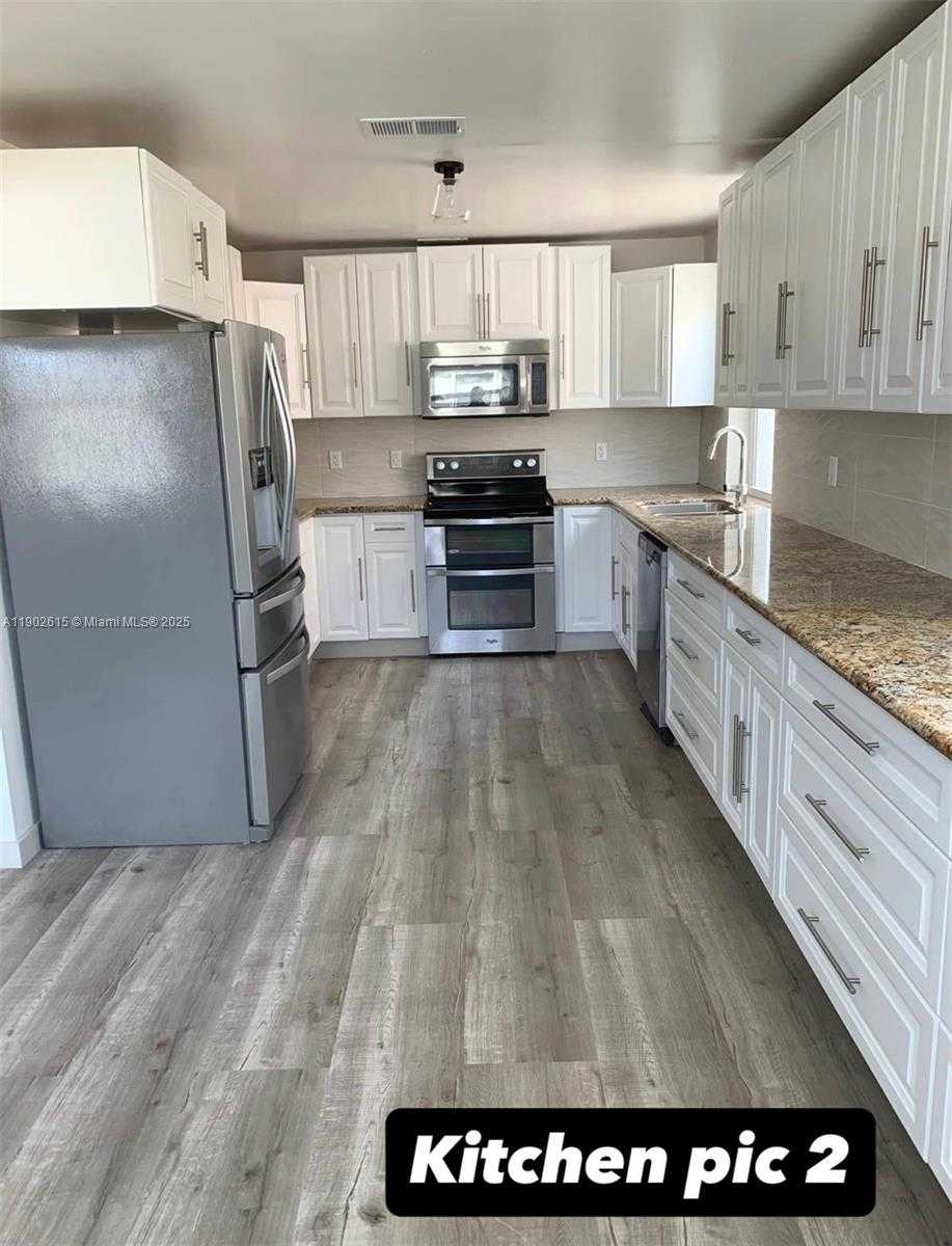 Small Image of 12121 SOUTH WEST 271ST ST, Homestead Number 16