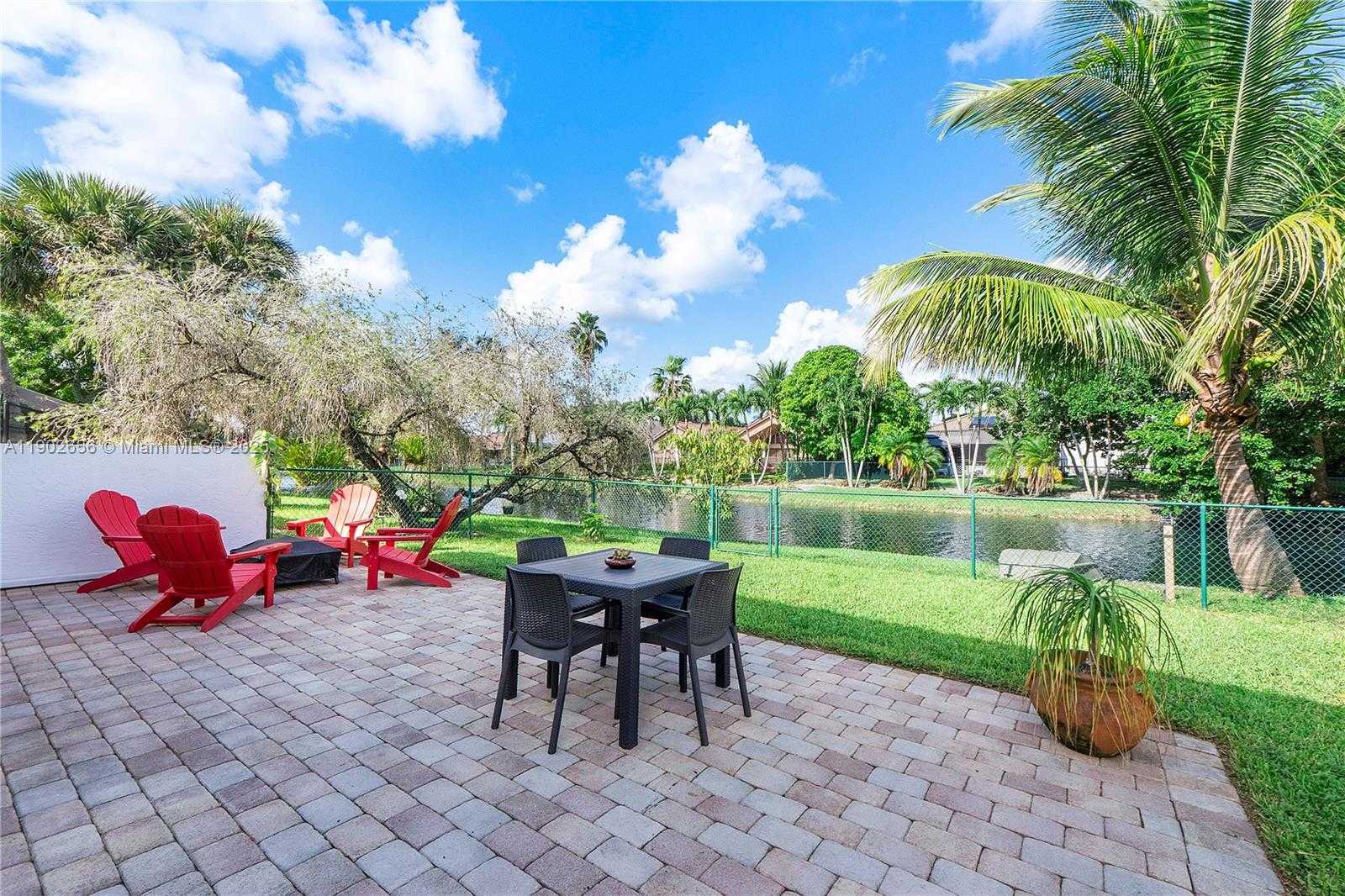 Small Image of 236 NORTH WEST 118TH DR, Coral Springs Number 23