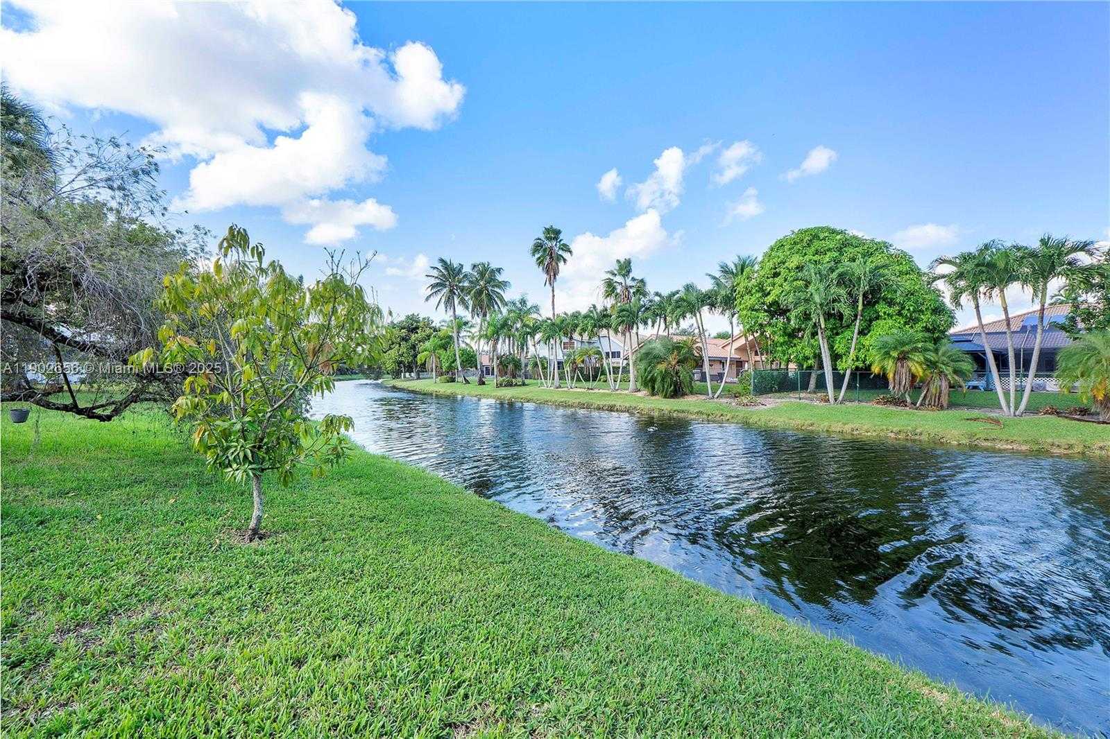 Small Image of 236 NORTH WEST 118TH DR, Coral Springs Number 26