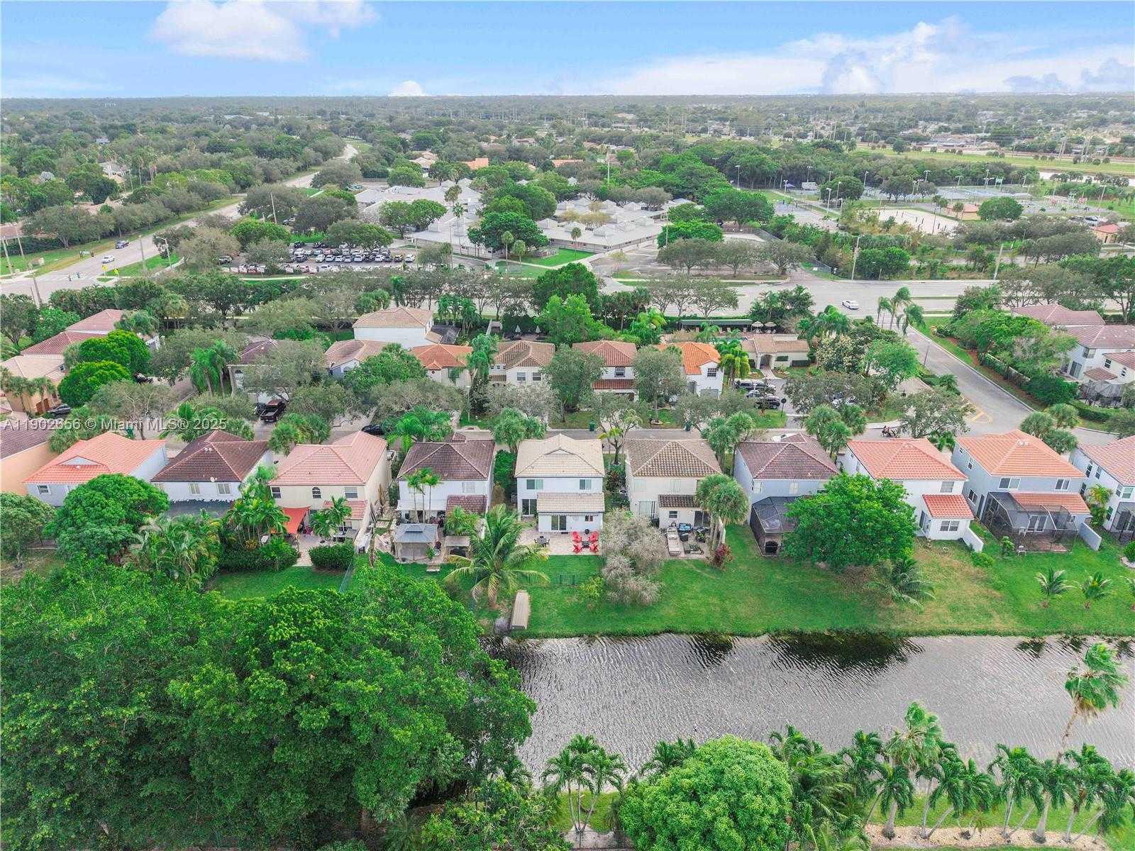 Small Image of 236 NORTH WEST 118TH DR, Coral Springs Number 35