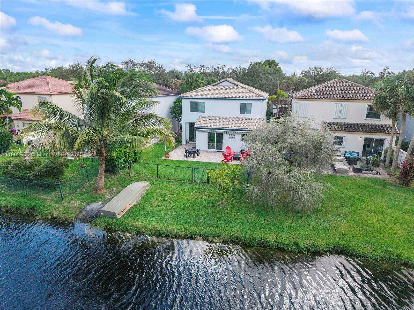 Small Image of 236 NORTH WEST 118TH DR, Coral Springs Number 37