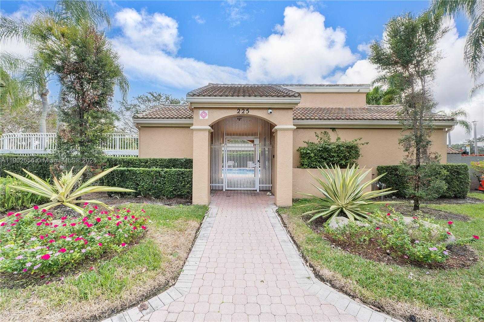 Small Image of 236 NORTH WEST 118TH DR, Coral Springs Number 42