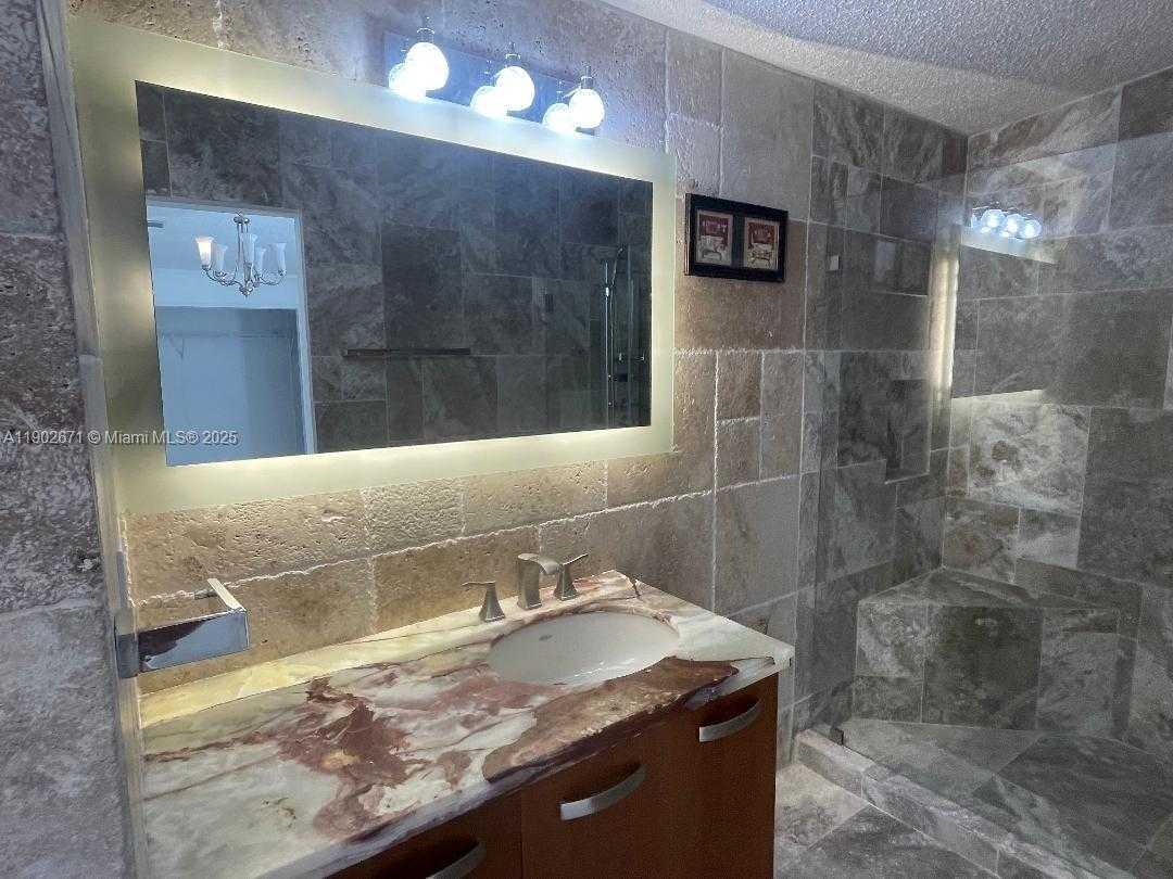 Small Image of 19800 SOUTH WEST 180TH AVE UNIT 86, Miami Number 15