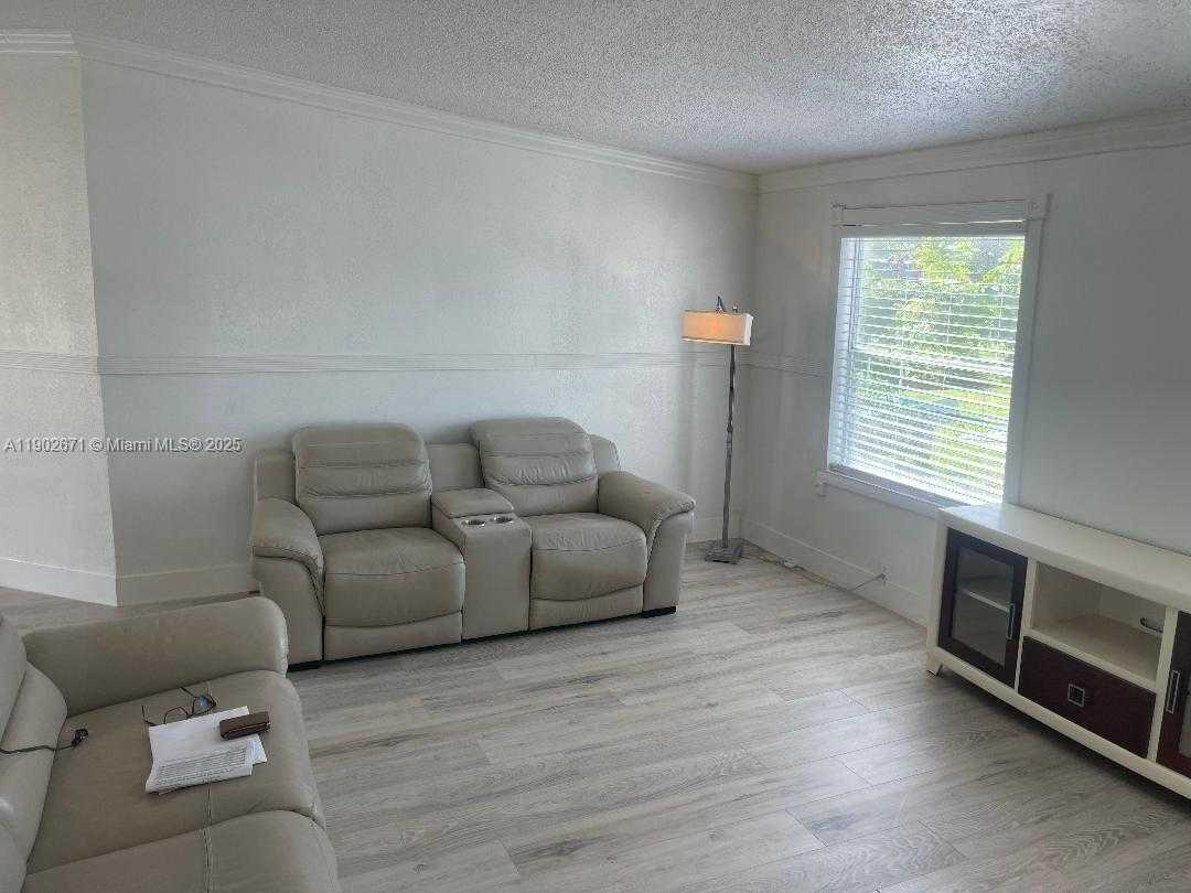 Small Image of 19800 SOUTH WEST 180TH AVE UNIT 86, Miami Number 6