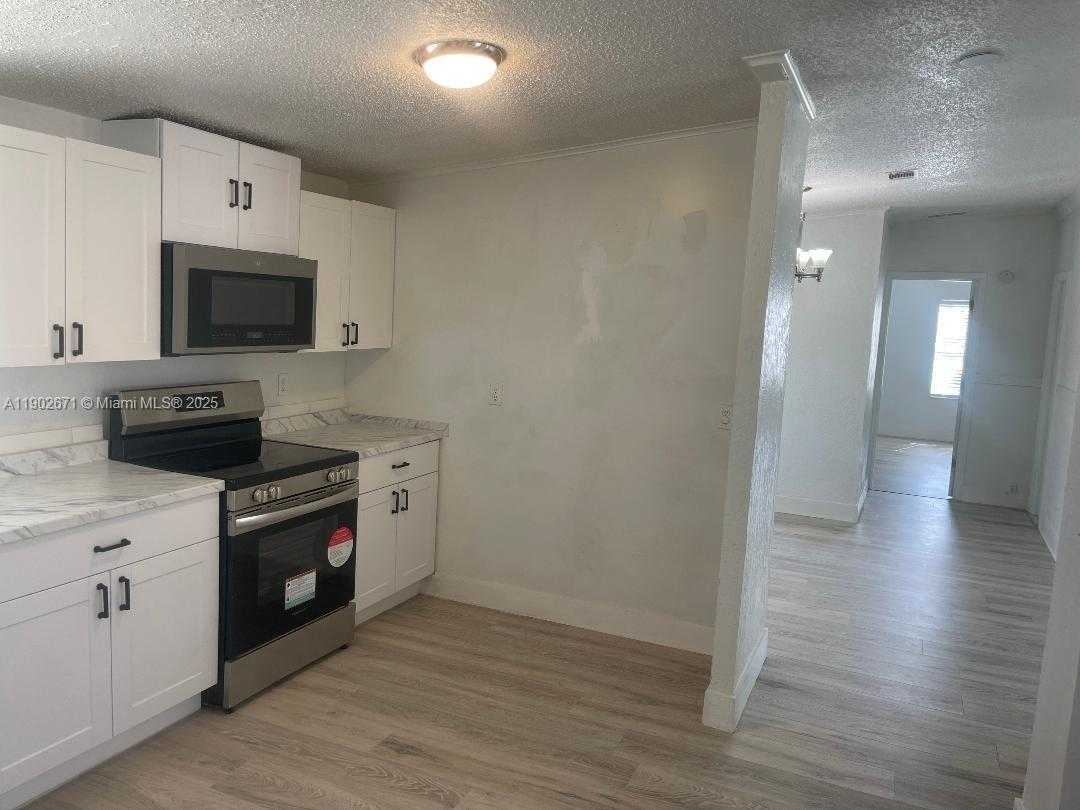 Small Image of 19800 SOUTH WEST 180TH AVE UNIT 86, Miami Number 8