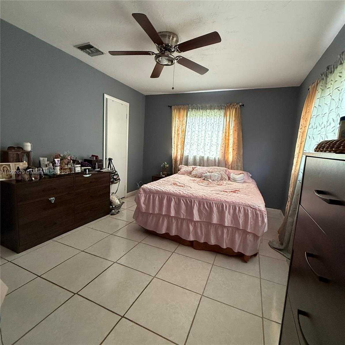 Small Image of 20730 NORTH EAST MIAMI CT, Miami Gardens Number 7