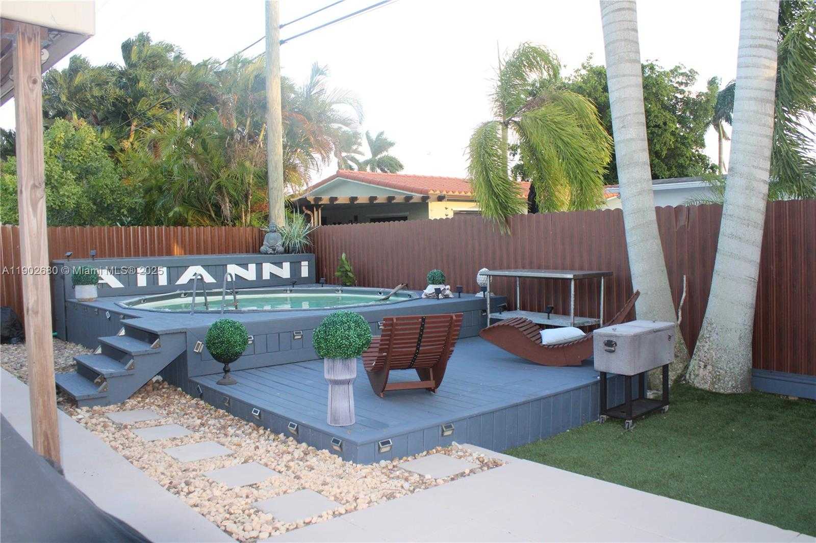 Small Image of 8000 NORTH WEST 172ND ST, Hialeah Number 25