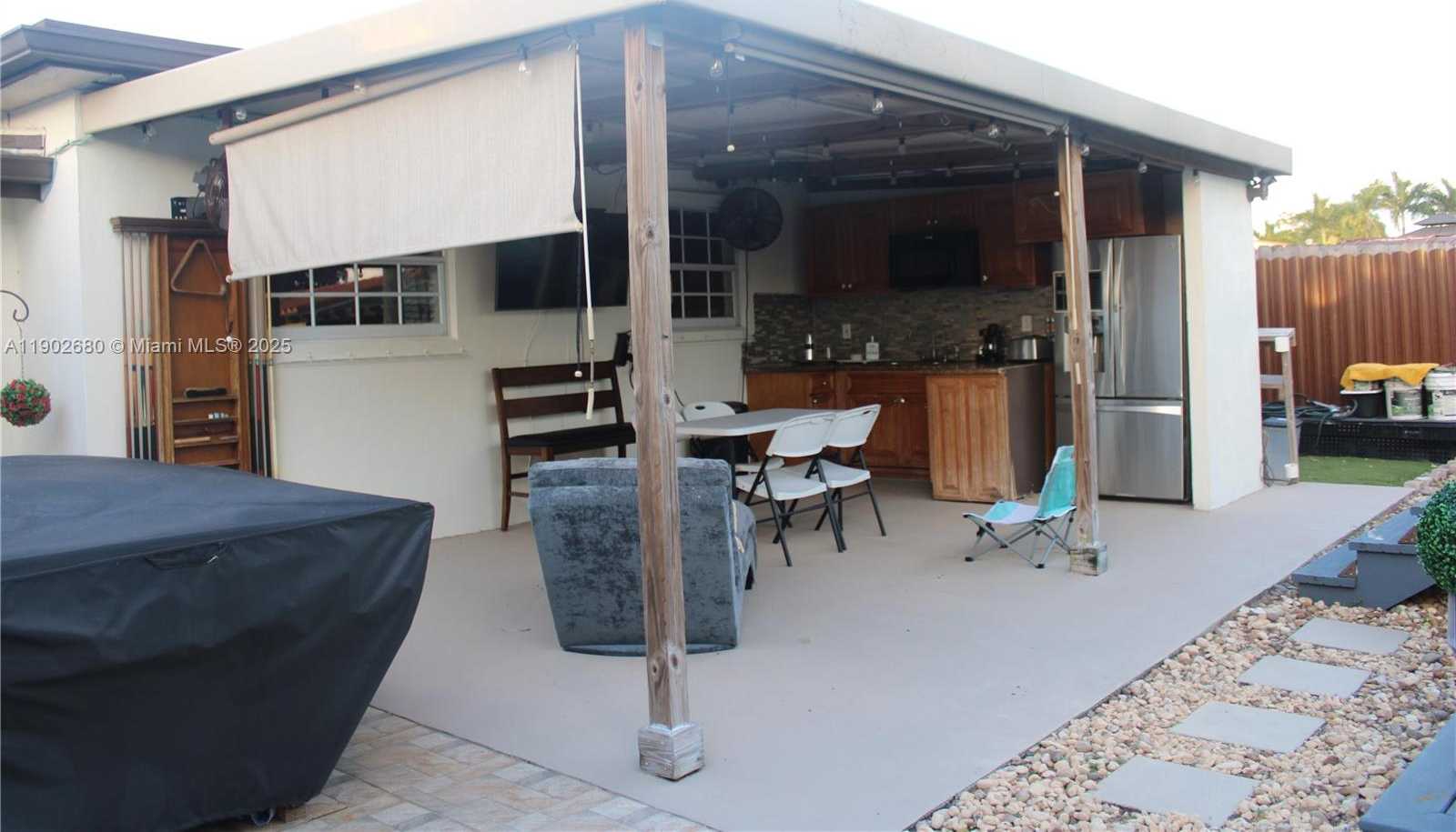 Small Image of 8000 NORTH WEST 172ND ST, Hialeah Number 26