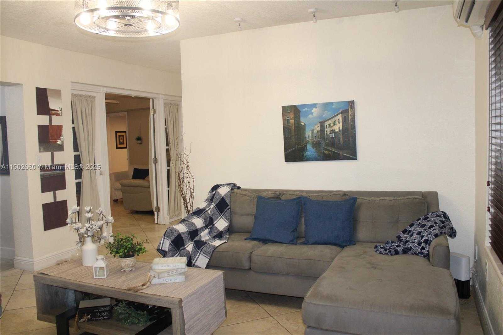 Small Image of 8000 NORTH WEST 172ND ST, Hialeah Number 7