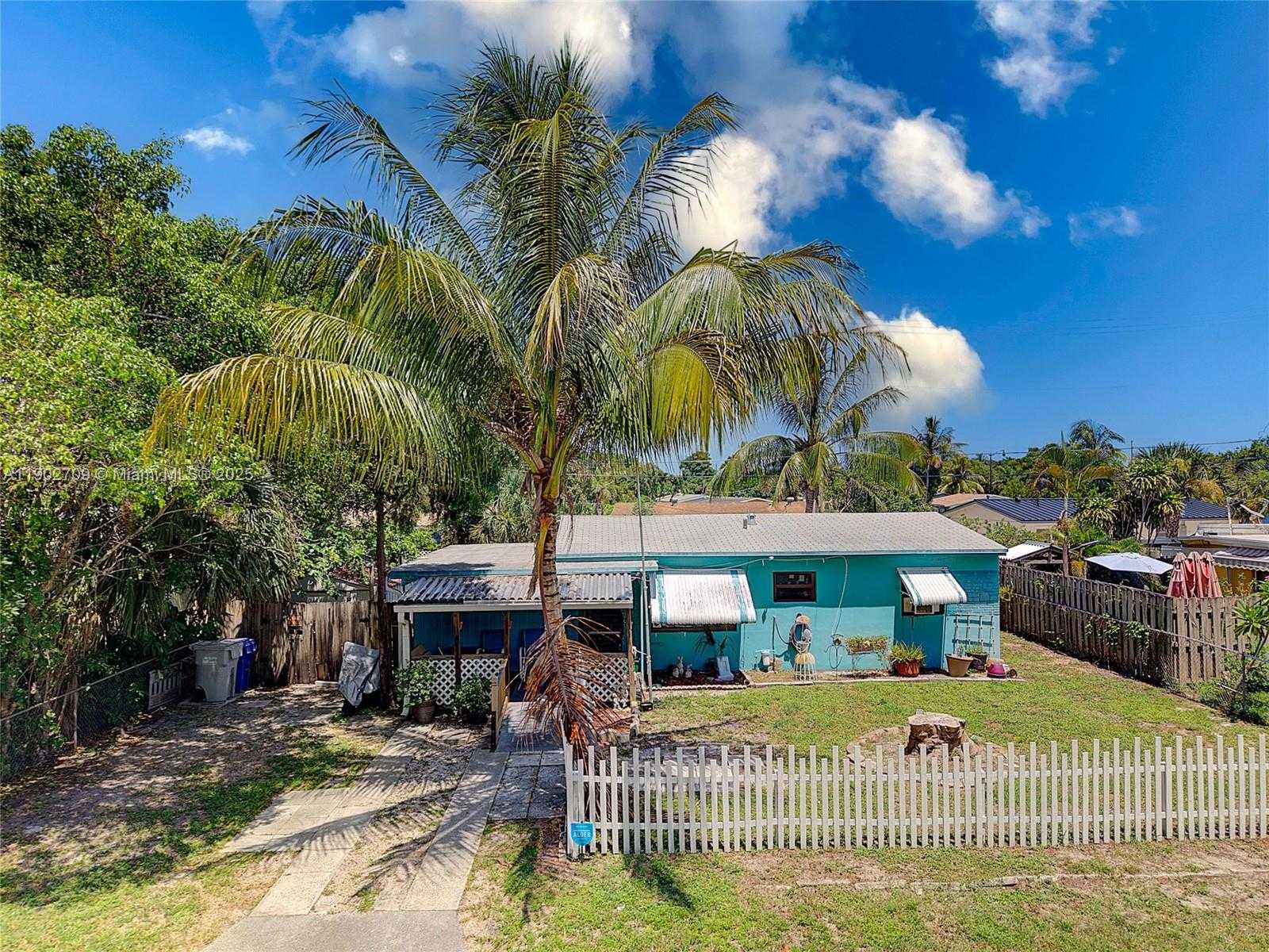 Small Image of 3120 NORTH EAST 13TH AVE, Pompano Beach Number 2