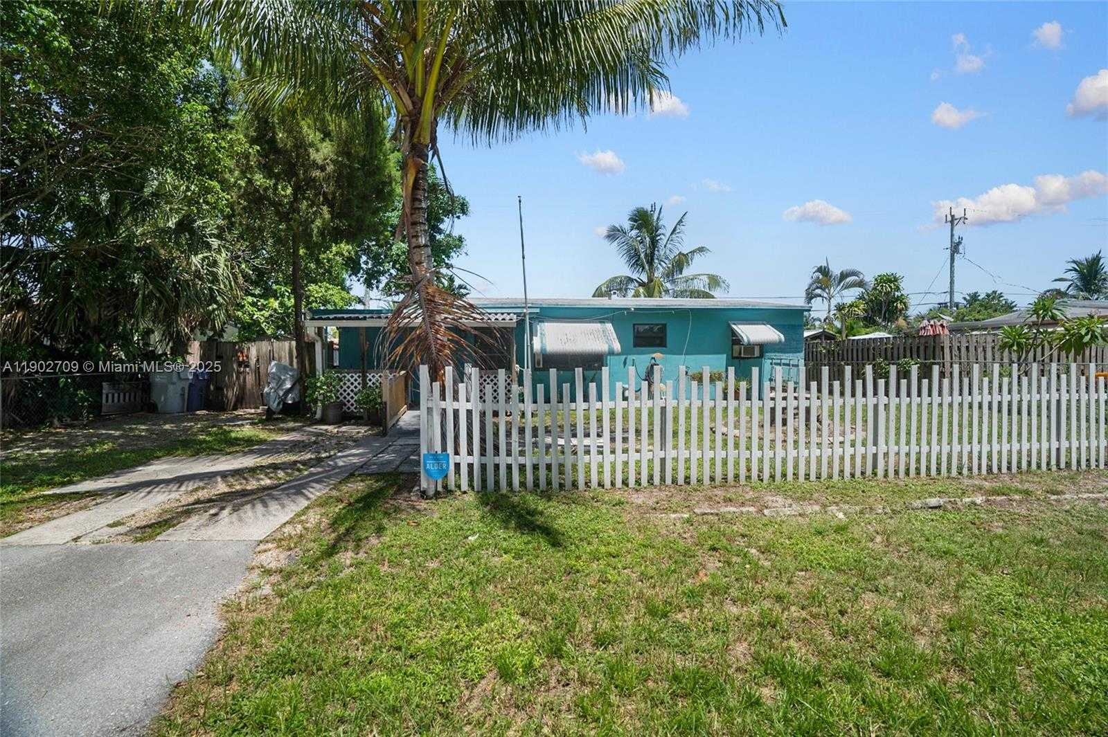 Small Image of 3120 NORTH EAST 13TH AVE, Pompano Beach Number 3