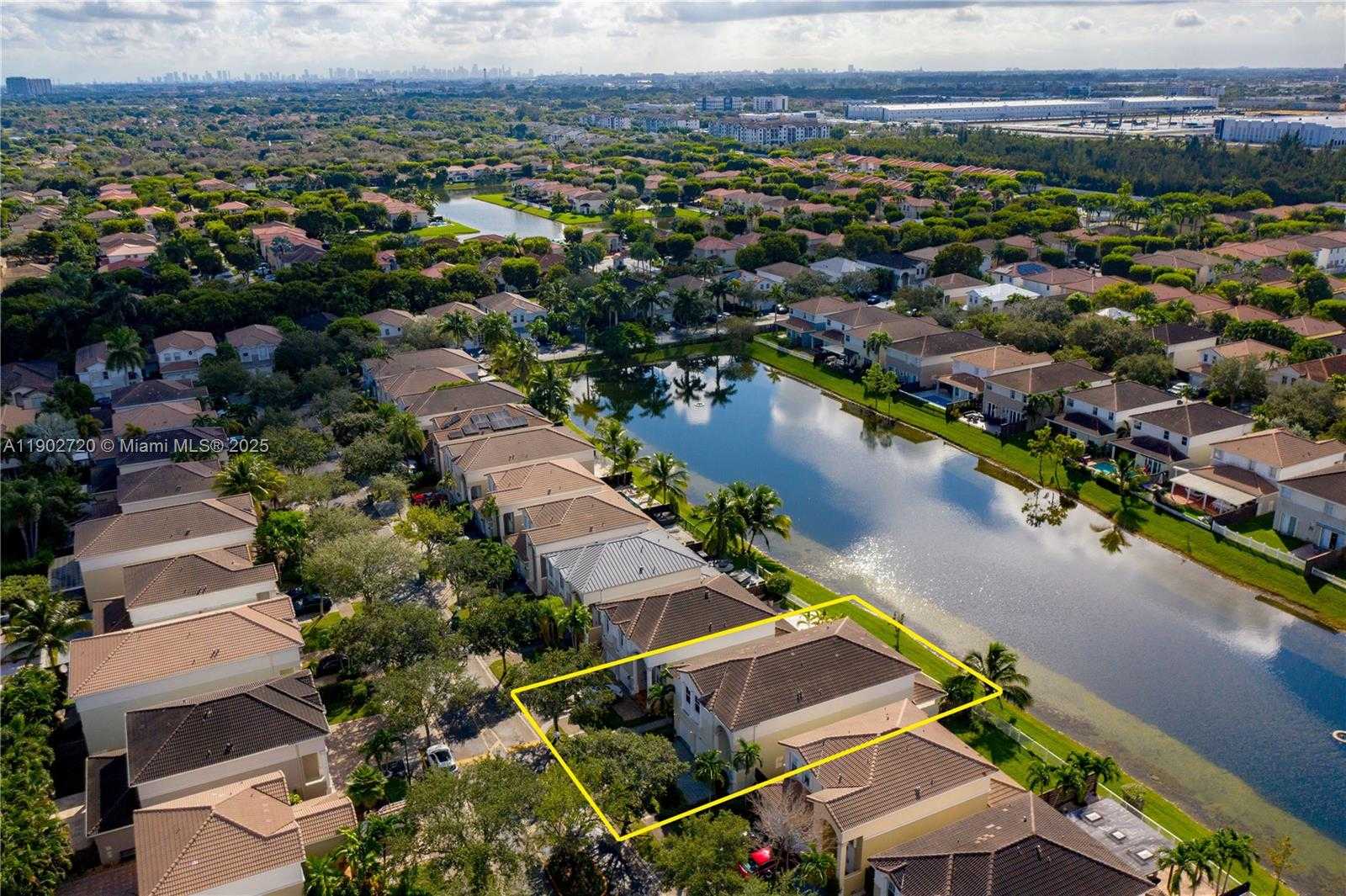 Small Image of 11270 NORTH WEST 47TH LN, Doral Number 12