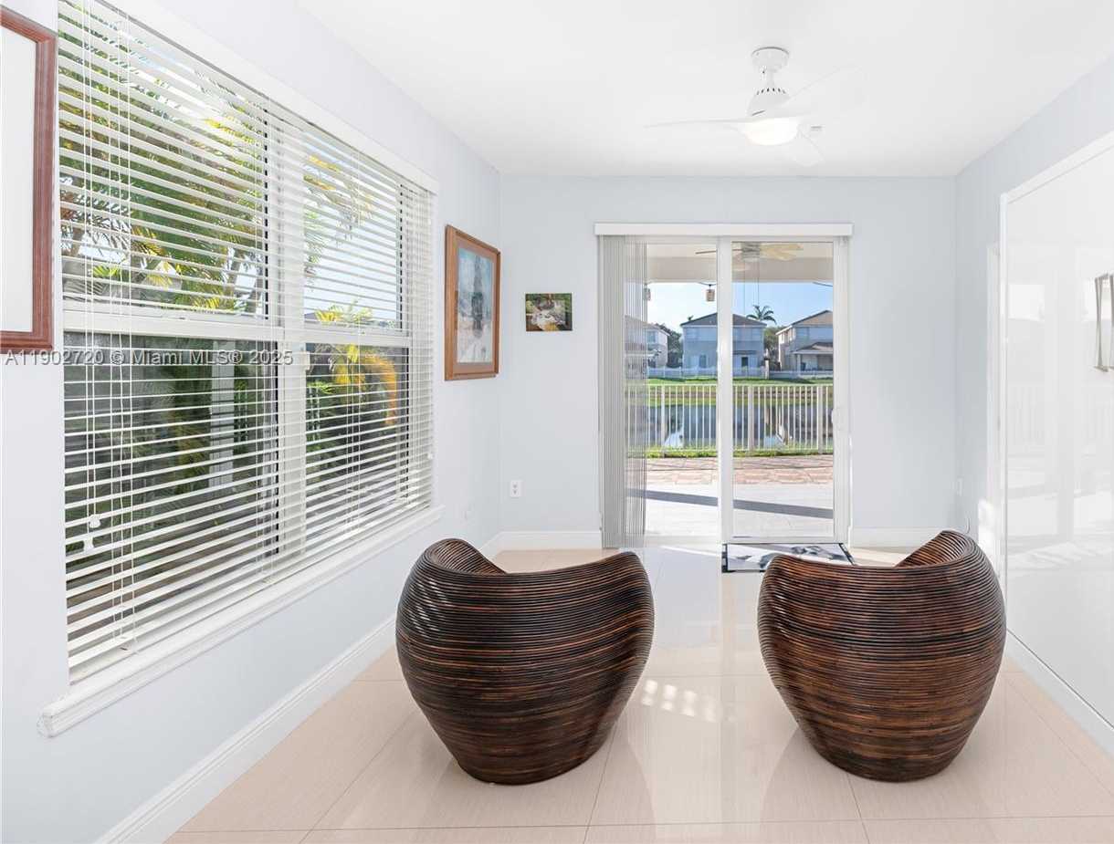 Small Image of 11270 NORTH WEST 47TH LN, Doral Number 28