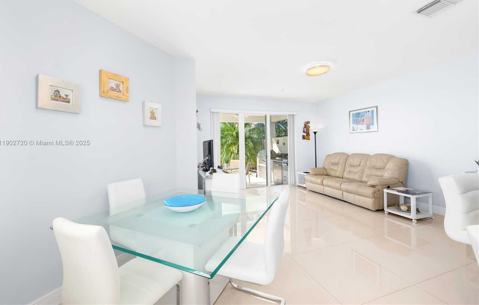 Small Image of 11270 NORTH WEST 47TH LN, Doral Number 29