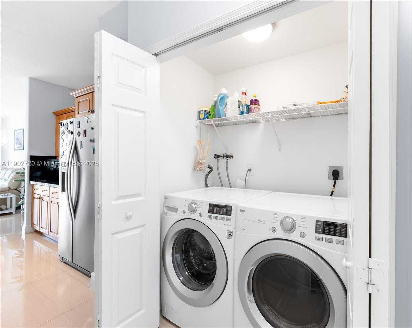 Small Image of 11270 NORTH WEST 47TH LN, Doral Number 37