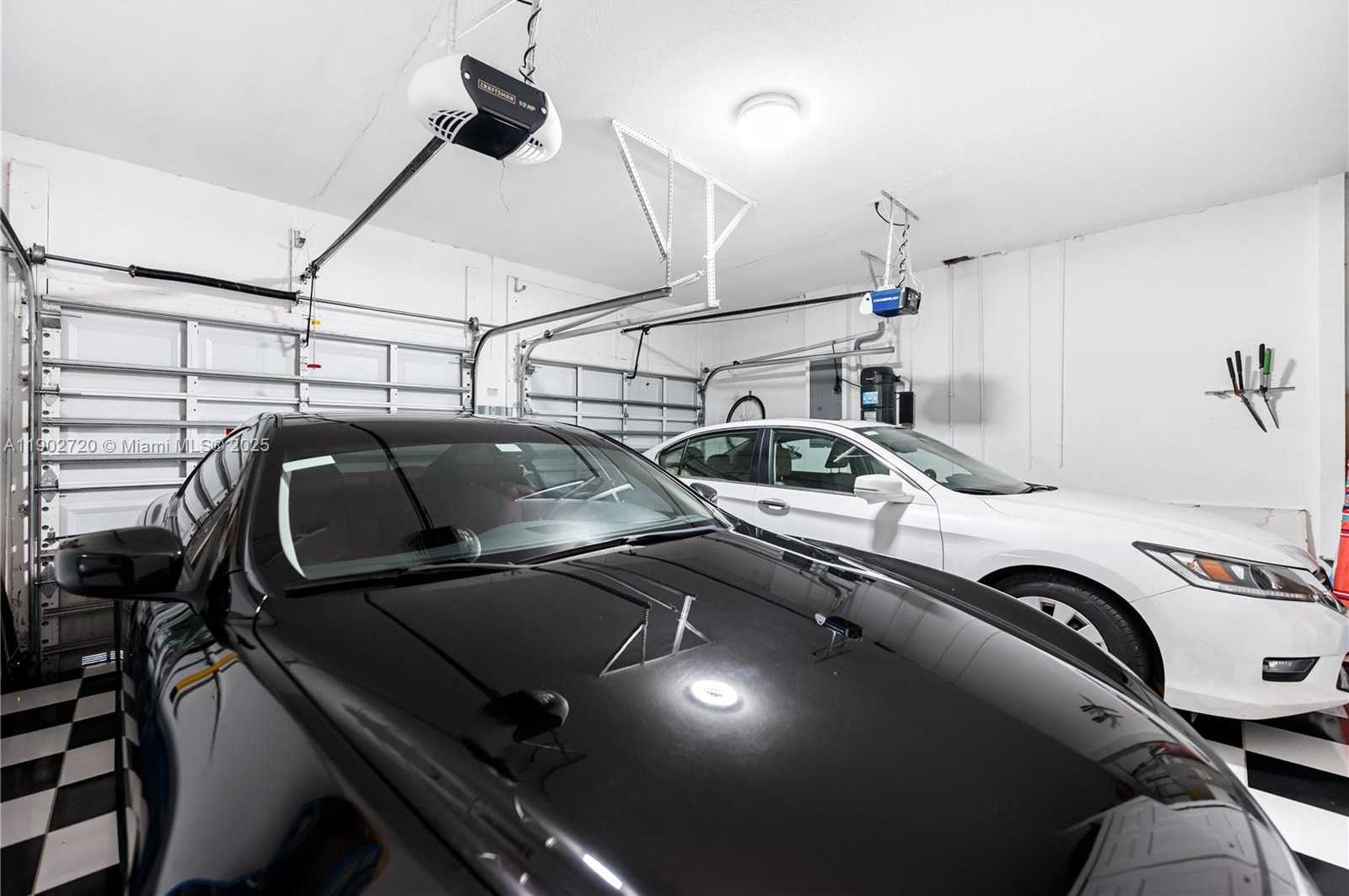 Small Image of 11270 NORTH WEST 47TH LN, Doral Number 38