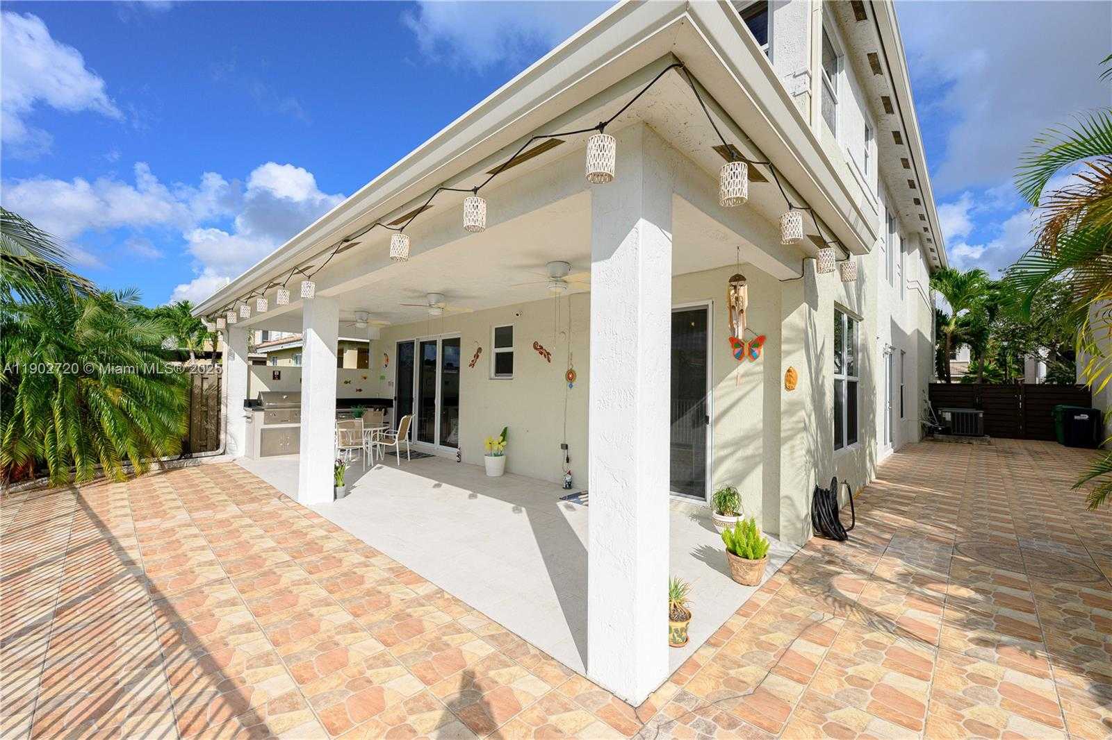 Small Image of 11270 NORTH WEST 47TH LN, Doral Number 60