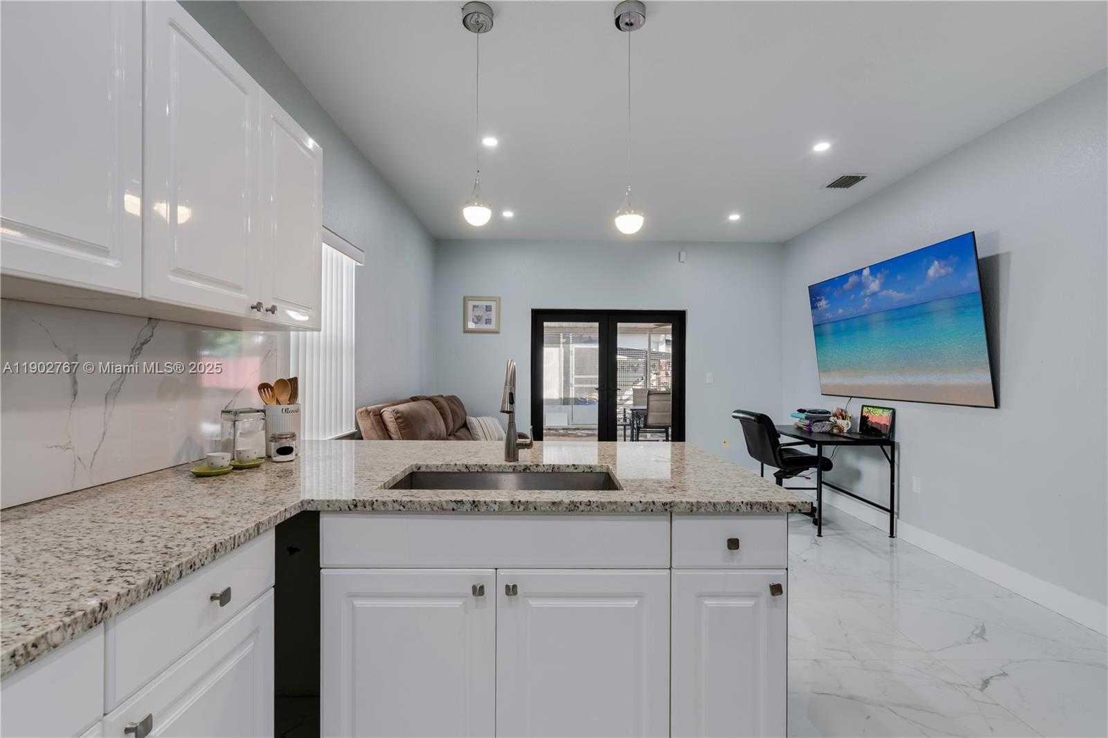 Small Image of 10279 SOUTH WEST 225TH LN, Cutler Bay Number 16