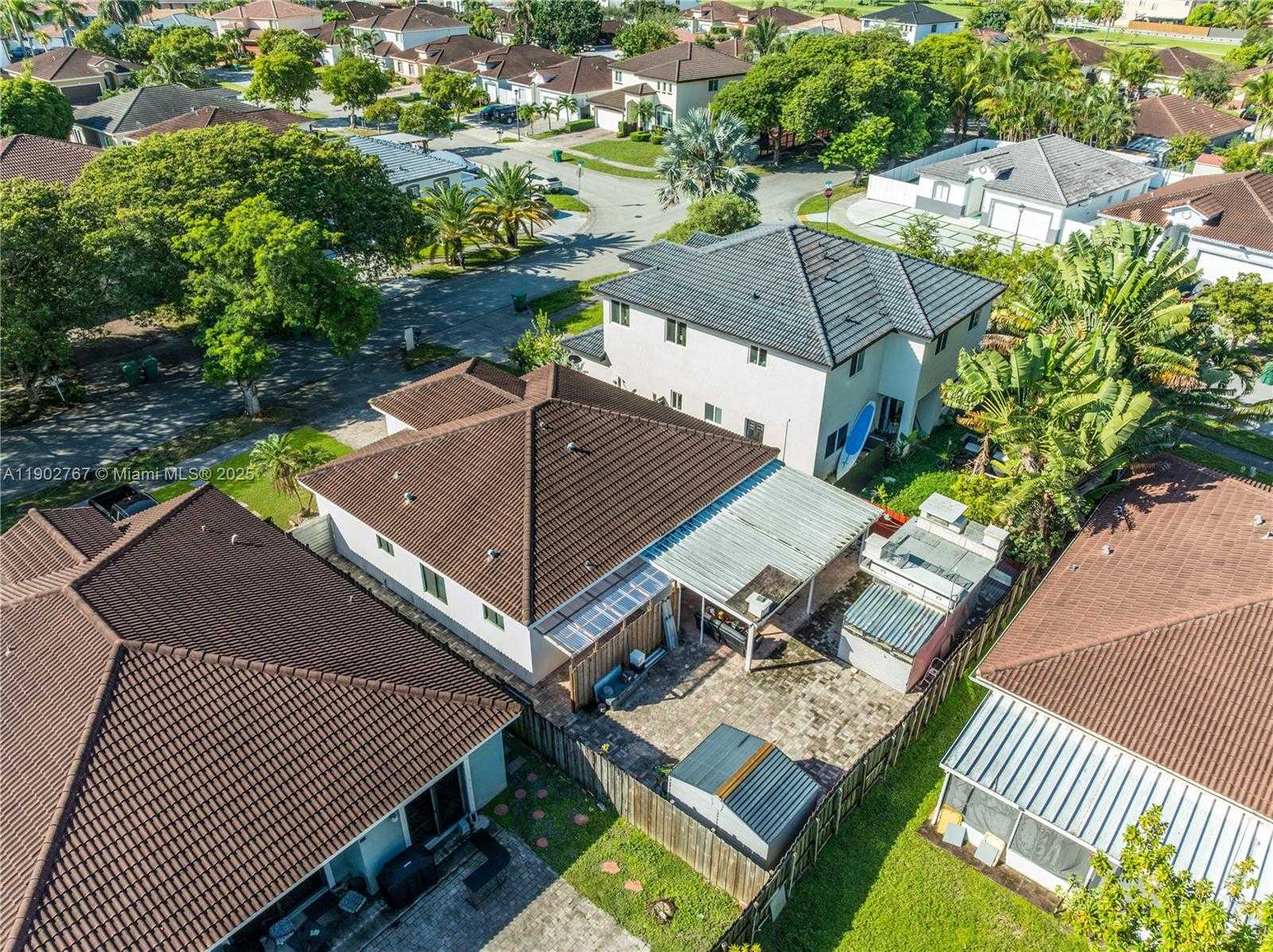 Small Image of 10279 SOUTH WEST 225TH LN, Cutler Bay Number 22
