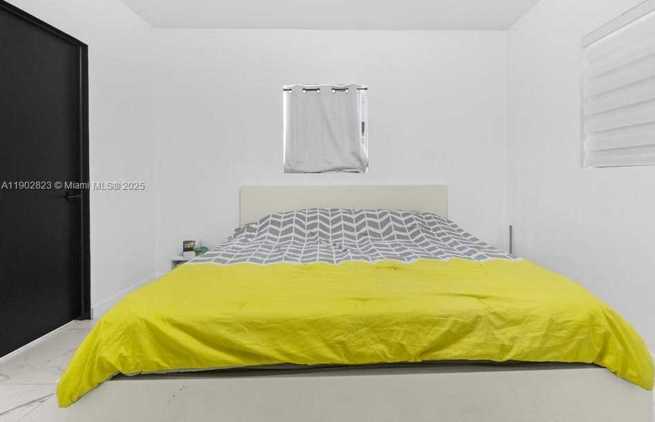 Small Image of 6941 SHERIDAN ST, Hollywood Number 11