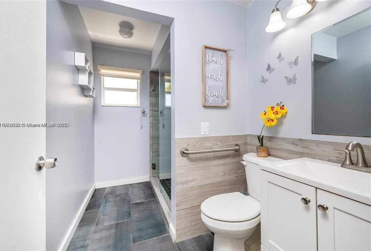 Small Image of 21023 SOUTH WEST 85TH PASS, Cutler Bay Number 11