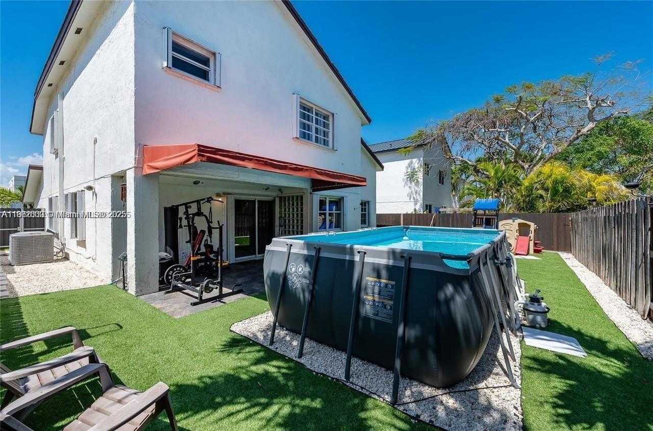 Small Image of 21023 SOUTH WEST 85TH PASS, Cutler Bay Number 2