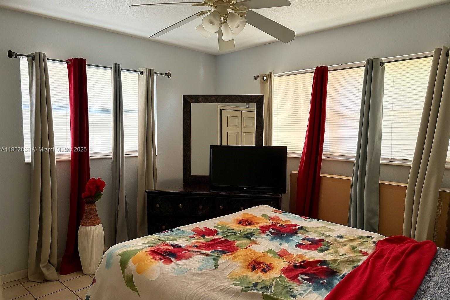 Small Image of 4801 NORTH WEST 19TH ST, Lauderhill Number 9