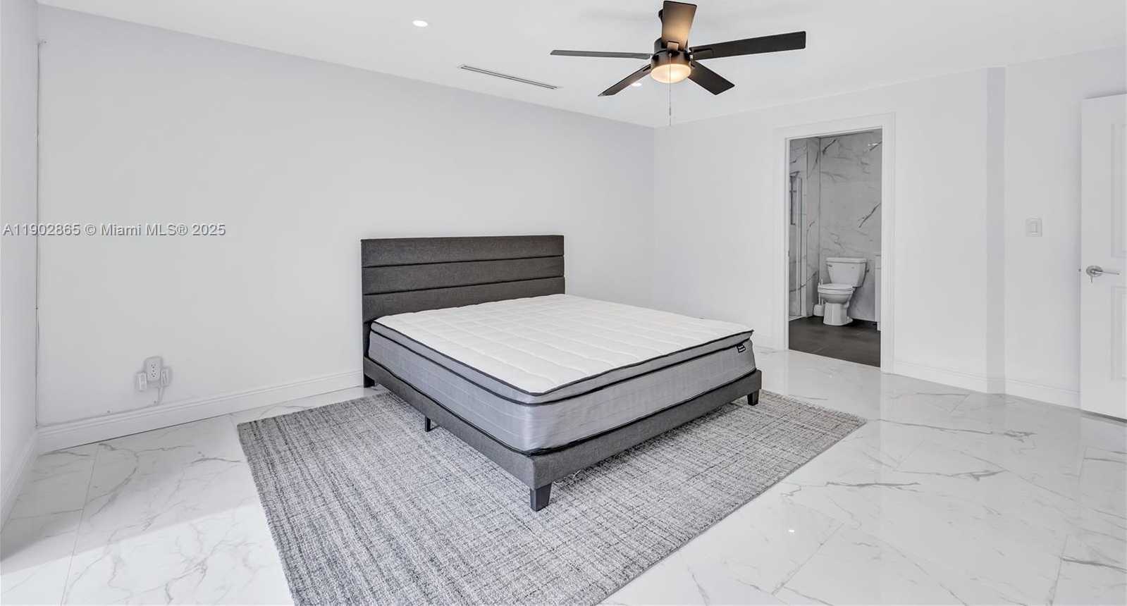 Small Image of 1608 SOUTH WEST 5TH CT, Fort Lauderdale Number 13