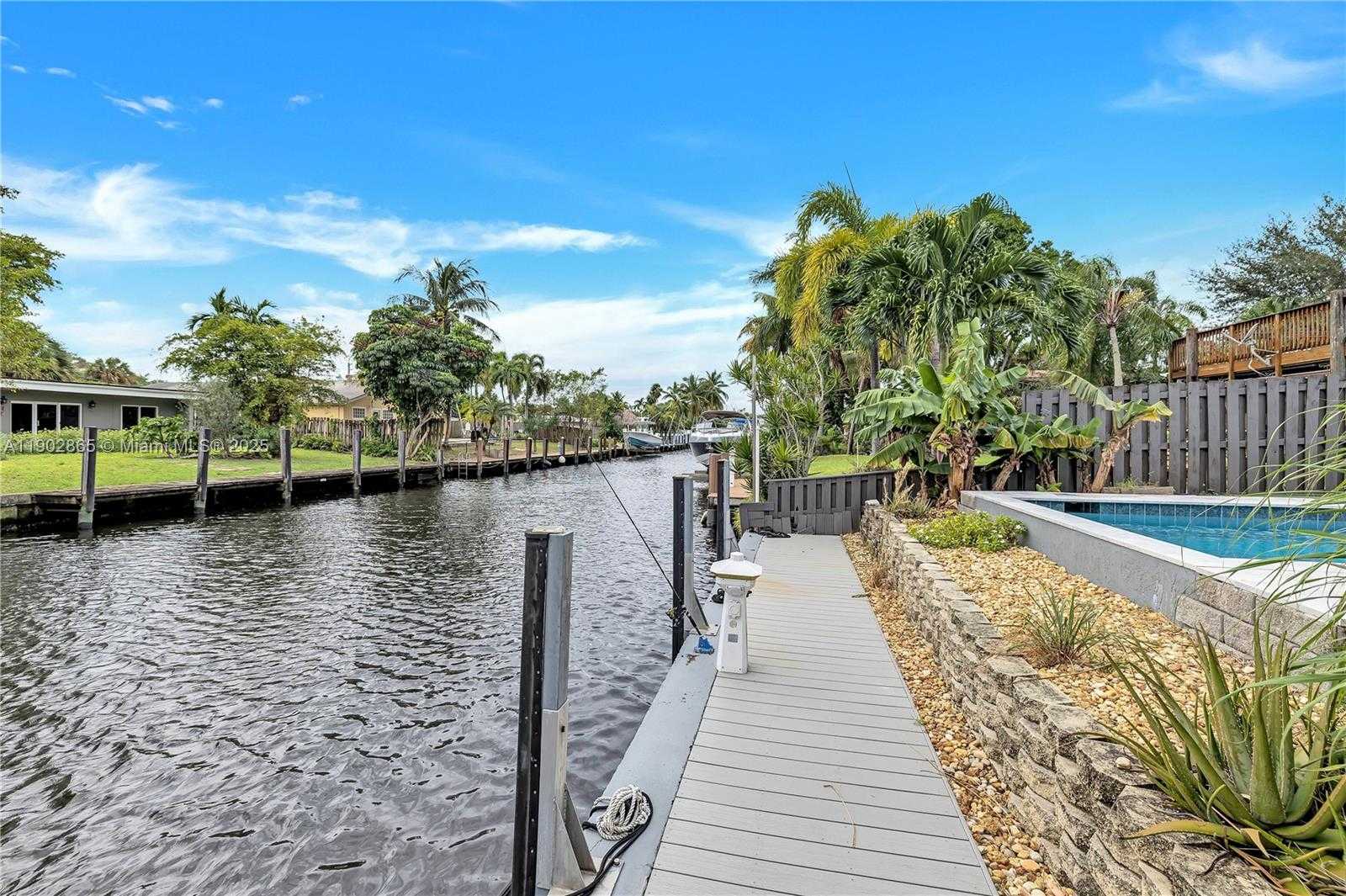 Small Image of 1608 SOUTH WEST 5TH CT, Fort Lauderdale Number 2