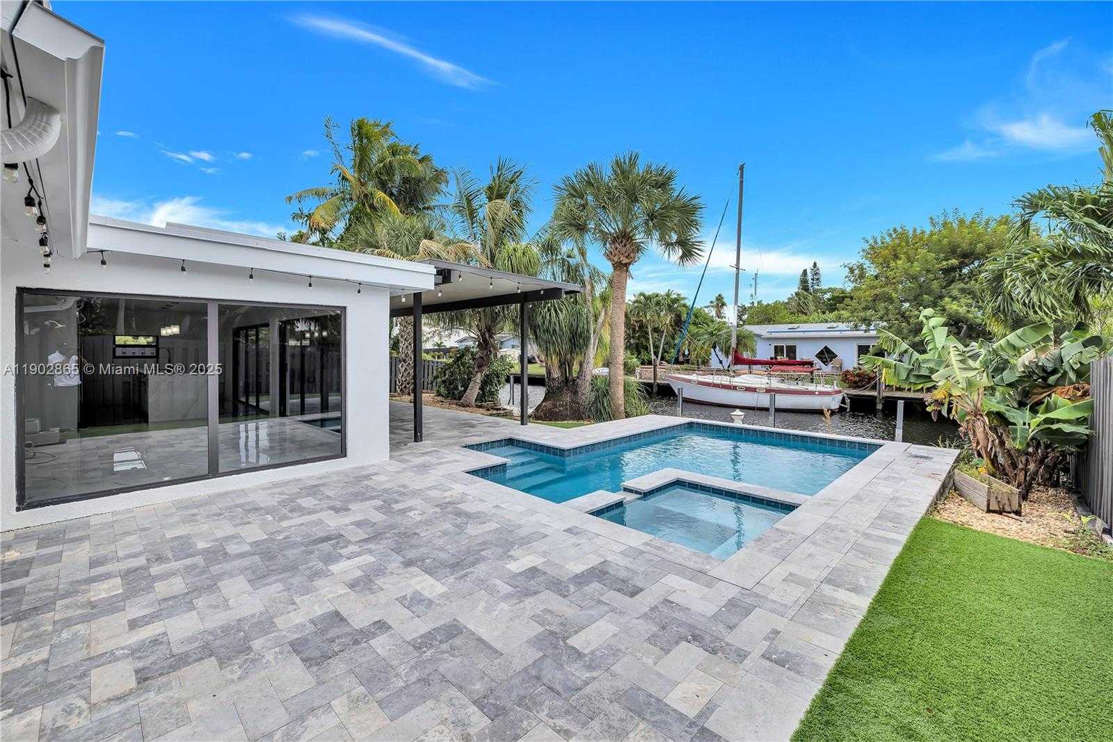 Small Image of 1608 SOUTH WEST 5TH CT, Fort Lauderdale Number 21