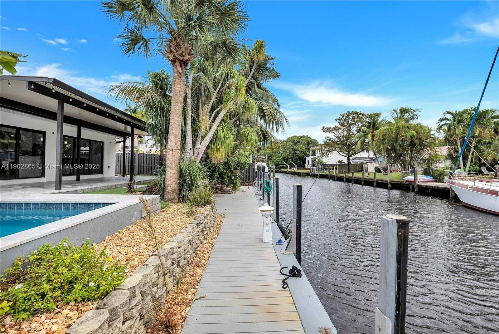 Small Image of 1608 SOUTH WEST 5TH CT, Fort Lauderdale Number 23