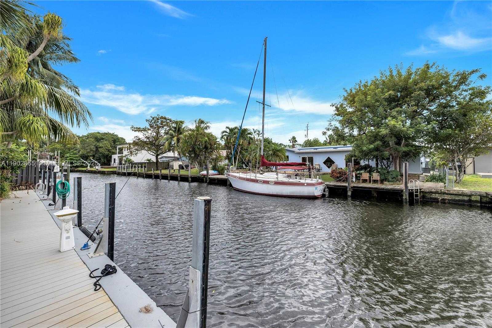 Small Image of 1608 SOUTH WEST 5TH CT, Fort Lauderdale Number 24