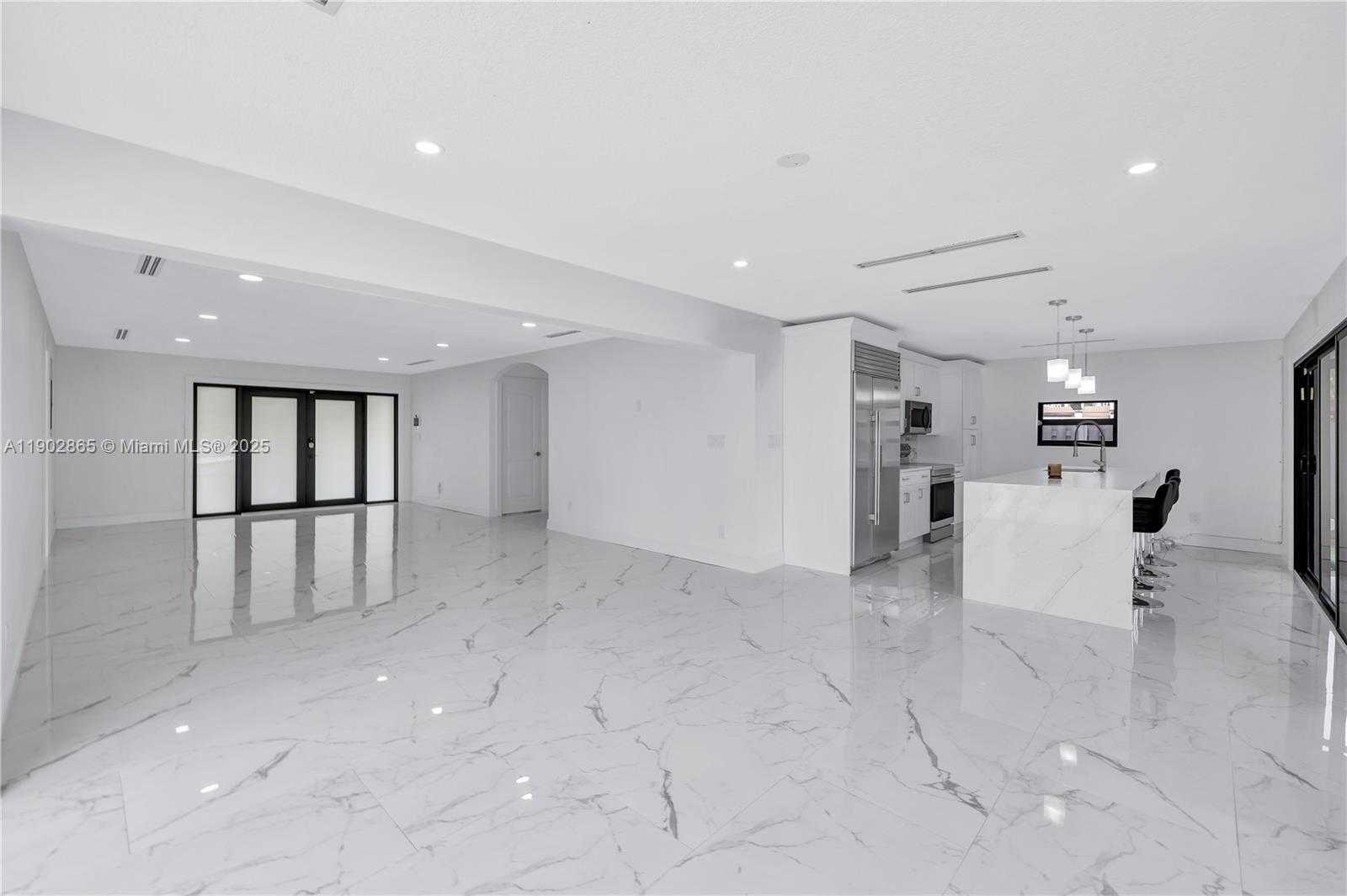 Small Image of 1608 SOUTH WEST 5TH CT, Fort Lauderdale Number 3