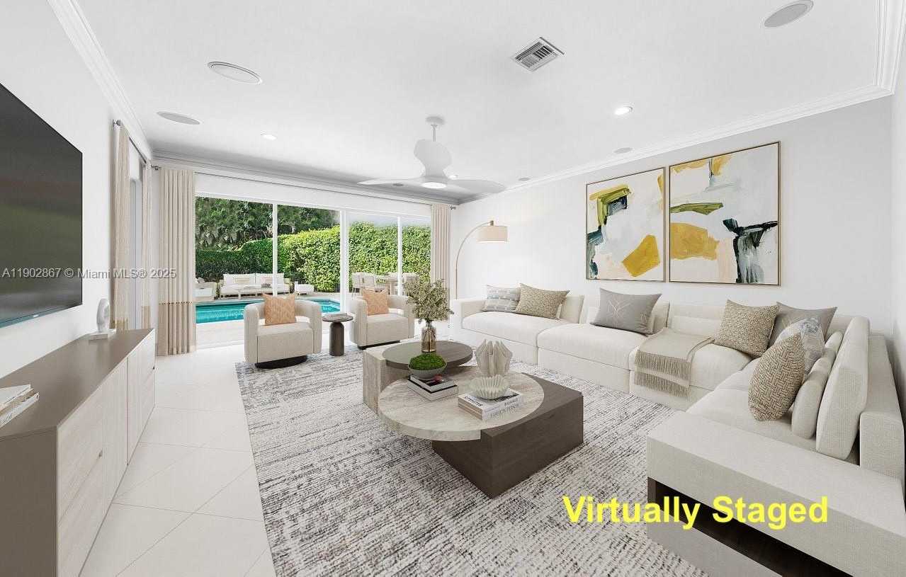 Imagen de Pequeño Objeto